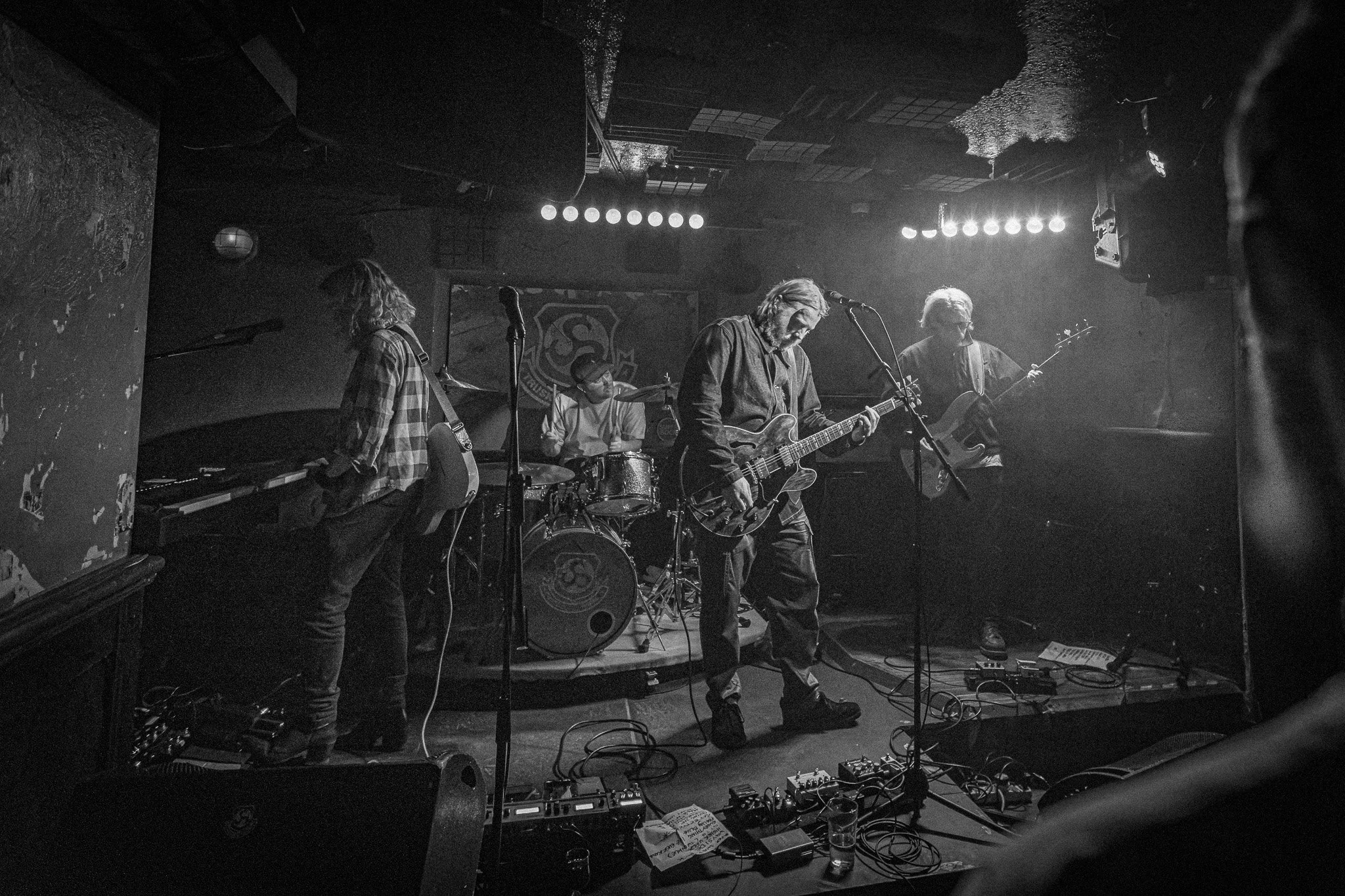 The Bracknall. Live. Paris