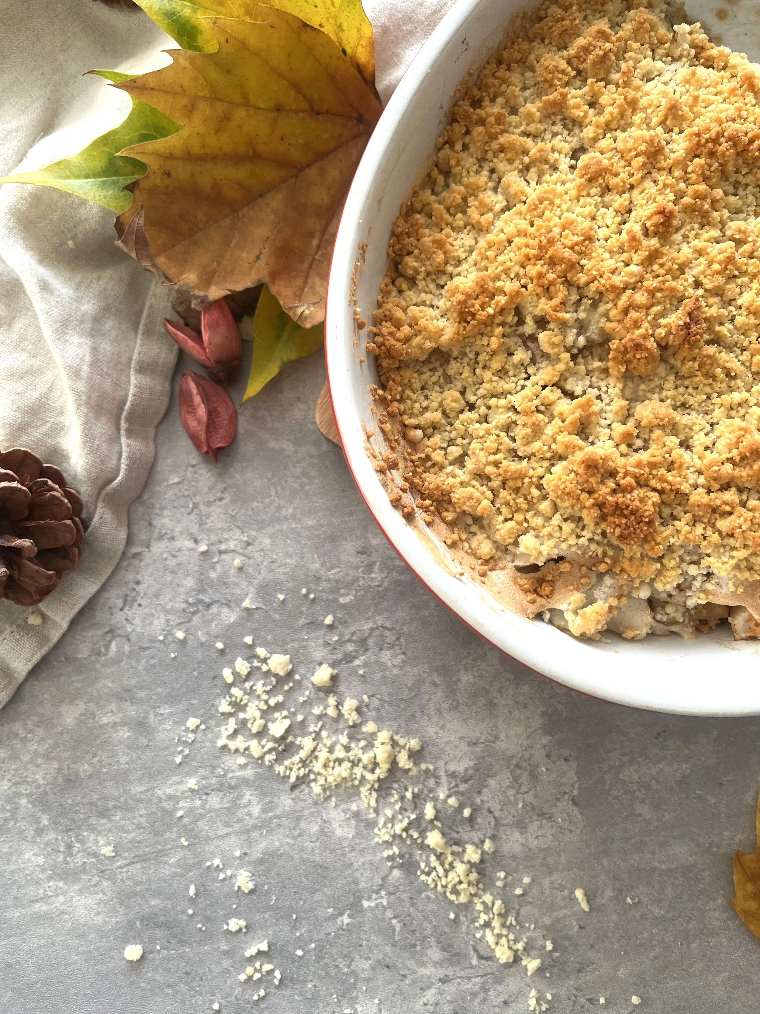 Jabłka i gruszki pod kruszonką proteinową - prosty przepis bez wyrzutów sumienia