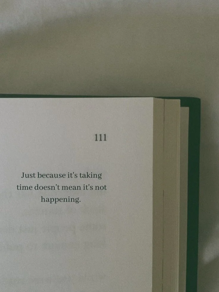 Janvier 2025 vs. 2026 ☁️

De l&rsquo;&eacute;chantillon au flacon, toute la vie de Bonjour Tendresse entre janvier 2025 vs. 2026. Ce n&rsquo;est pas parce que &ccedil;a prend du temps que &ccedil;a n&rsquo;arrive pas 🤍

✉️ Just because it&rsquo;s ta