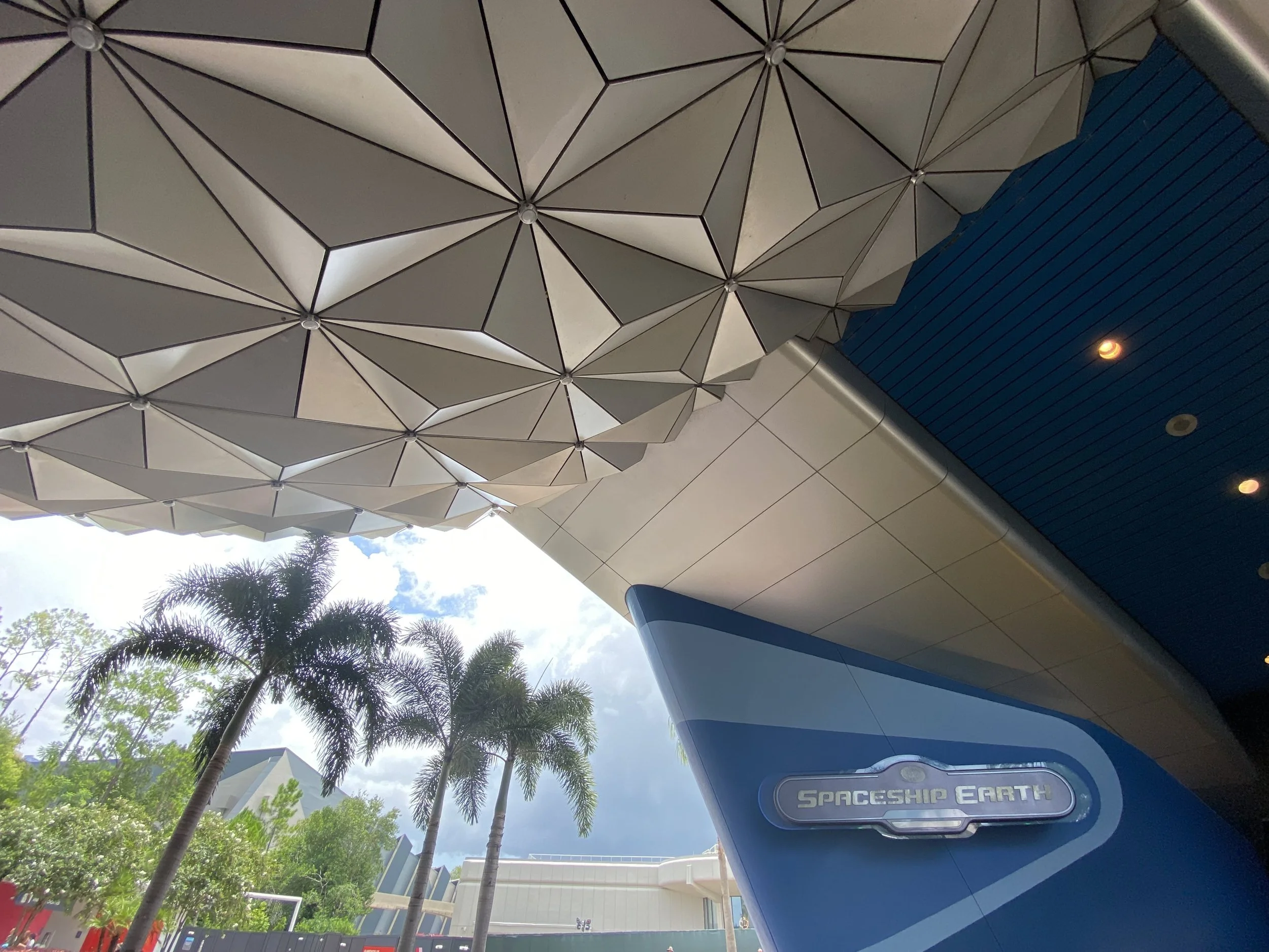 Spaceship Earth - Epcot, Walt Disney World.