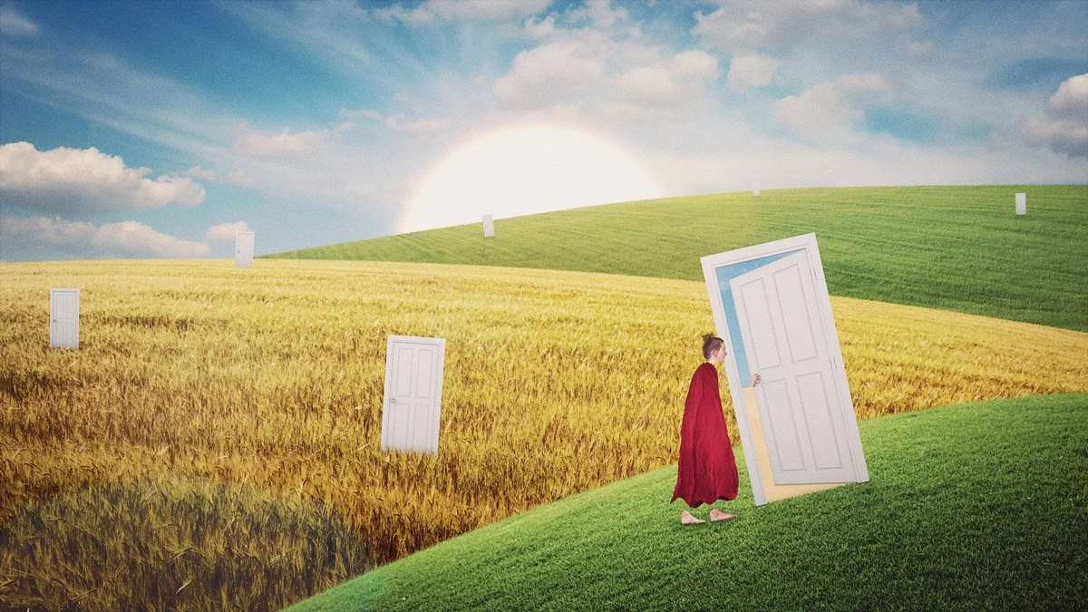 Commercial 'Dali' Music Video