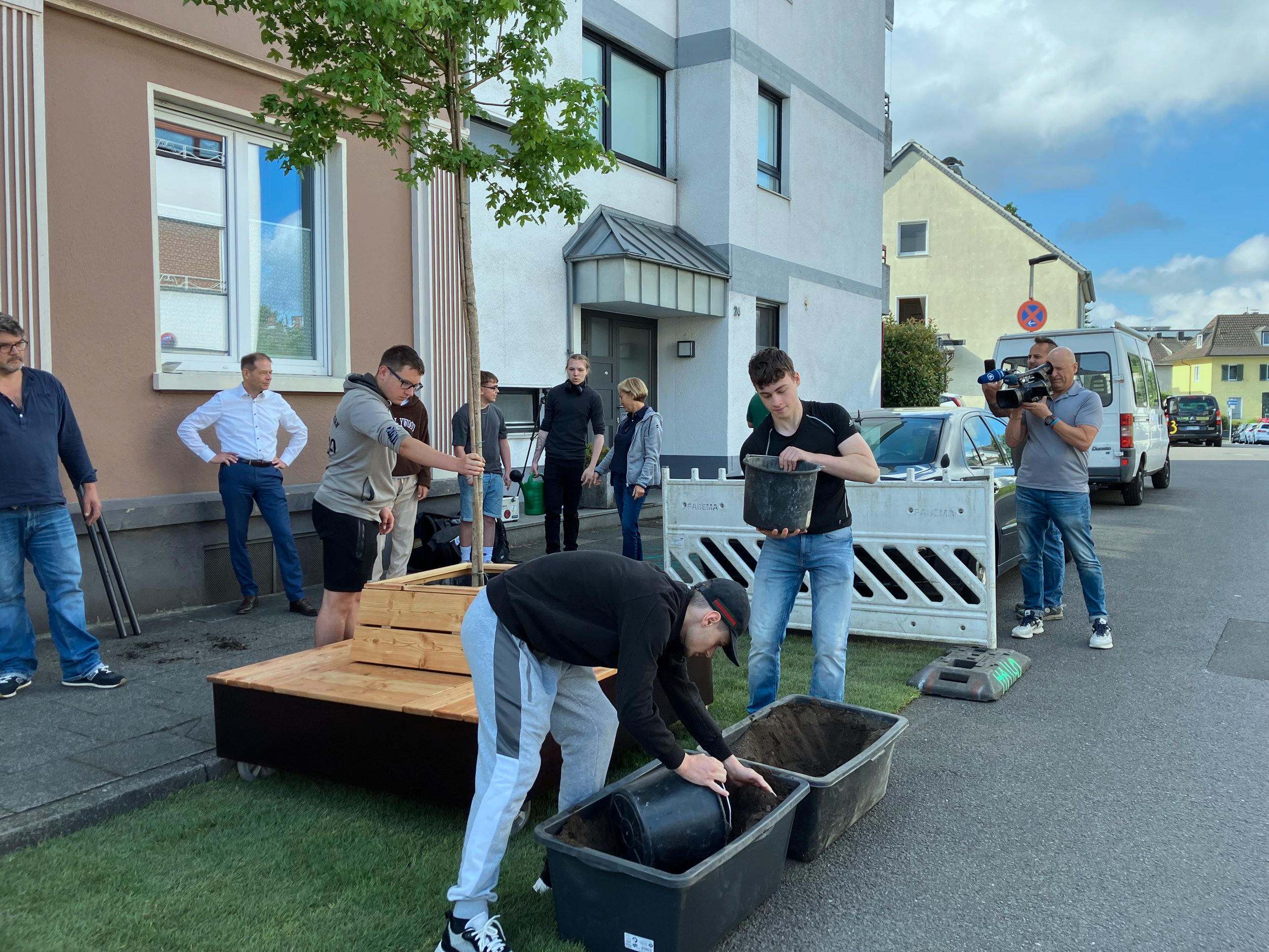 Bäume, Bänke, Beteiligung – Die „Baum-Bank-Hochzeit“ macht das Living Lab lebendig