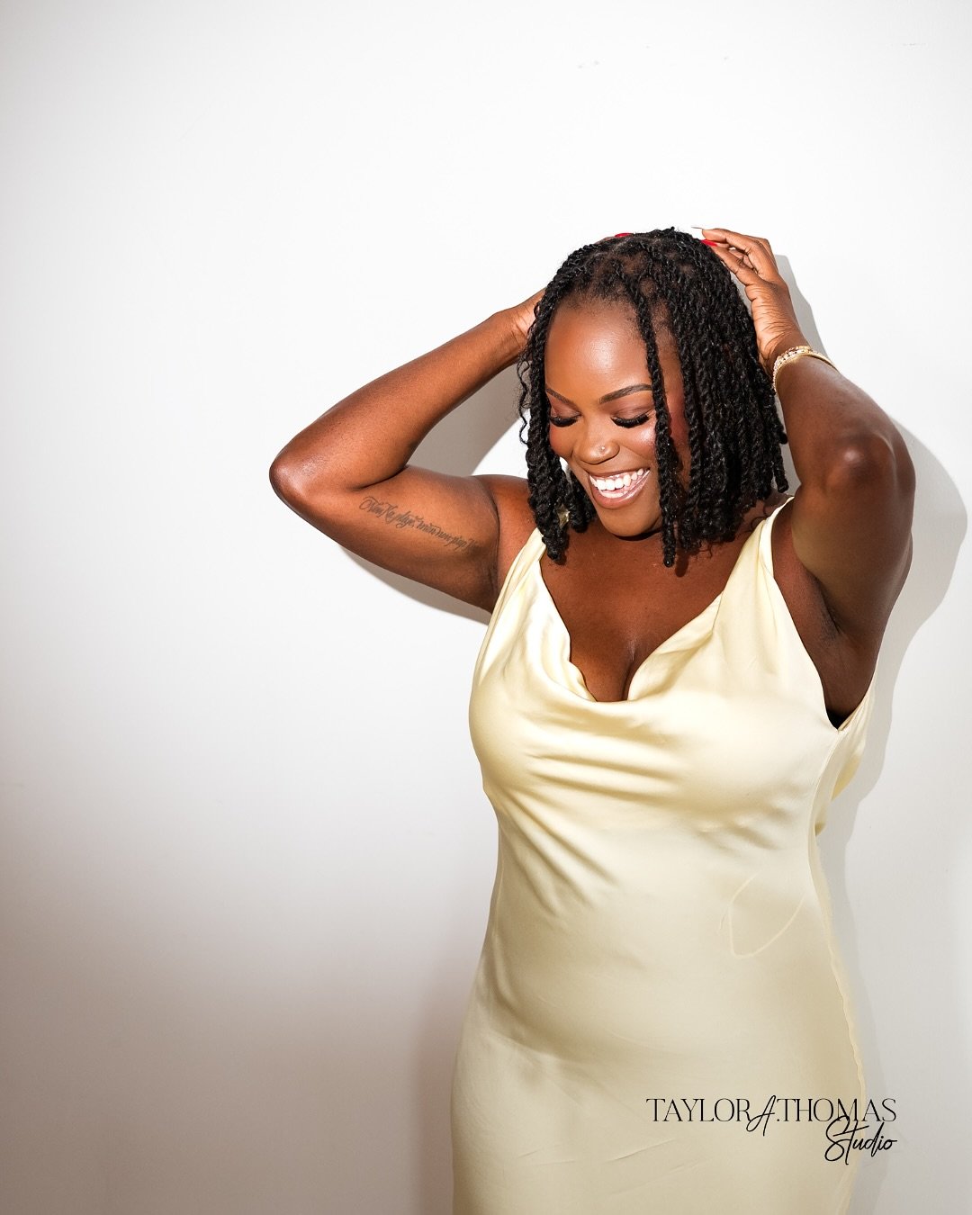 Success looks good on you and it deserves to be seen, celebrated, and shared.✨

Whether you&rsquo;re hitting year 1, year 5, or just launched a bold new offer&hellip; your story matters.

Let&rsquo;s capture your growth, your glow, and the gritty win