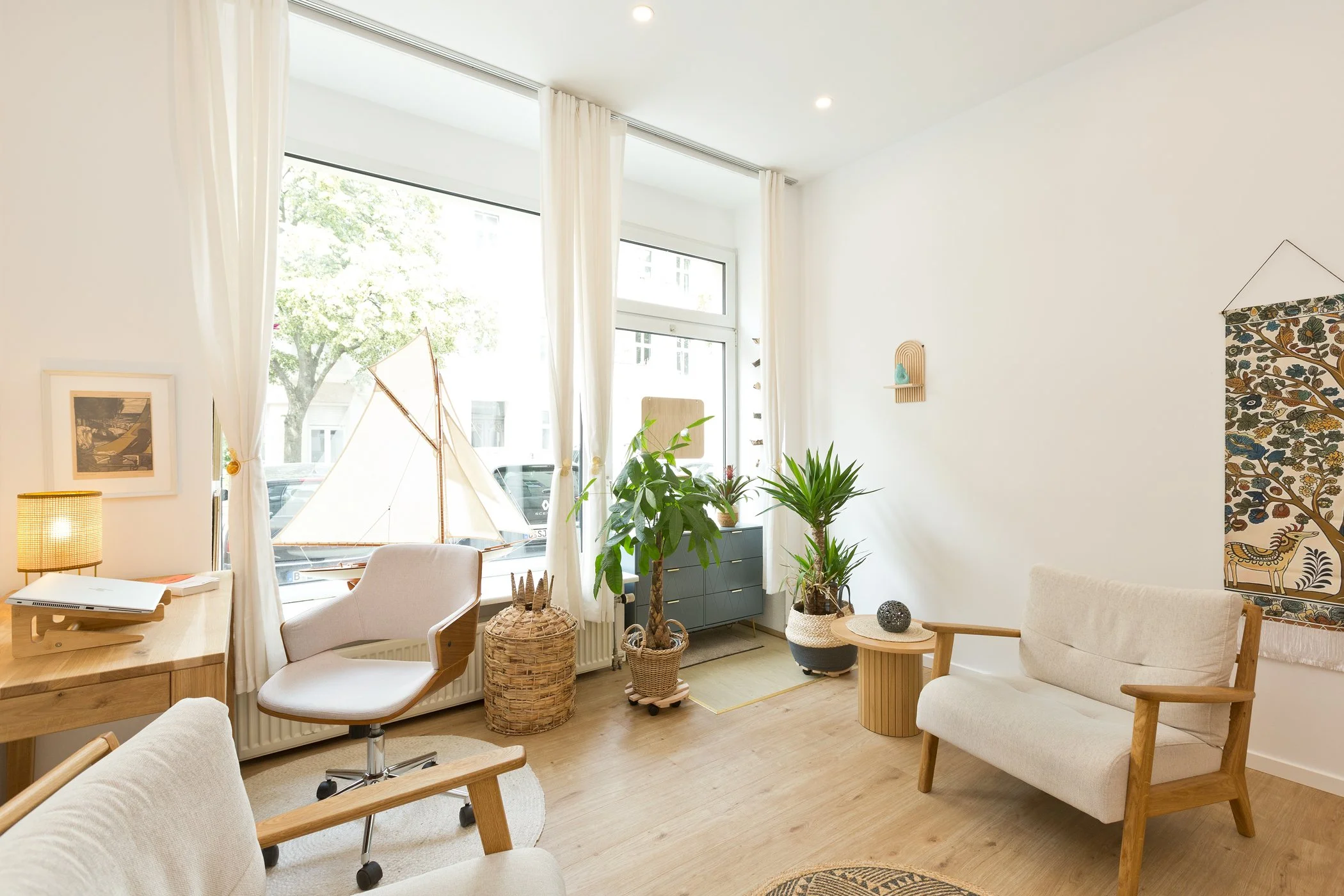 Eine helle psychotherapeutische Praxis