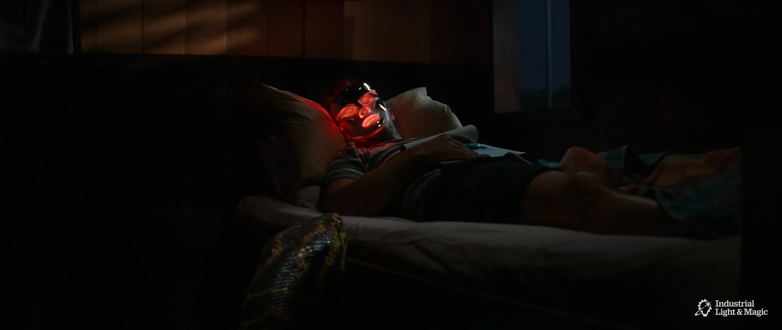 RHMNVFX_ILM_Anaconda_Screengrab_13.jpg
