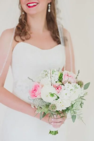 simple white and pink bridal bouquet