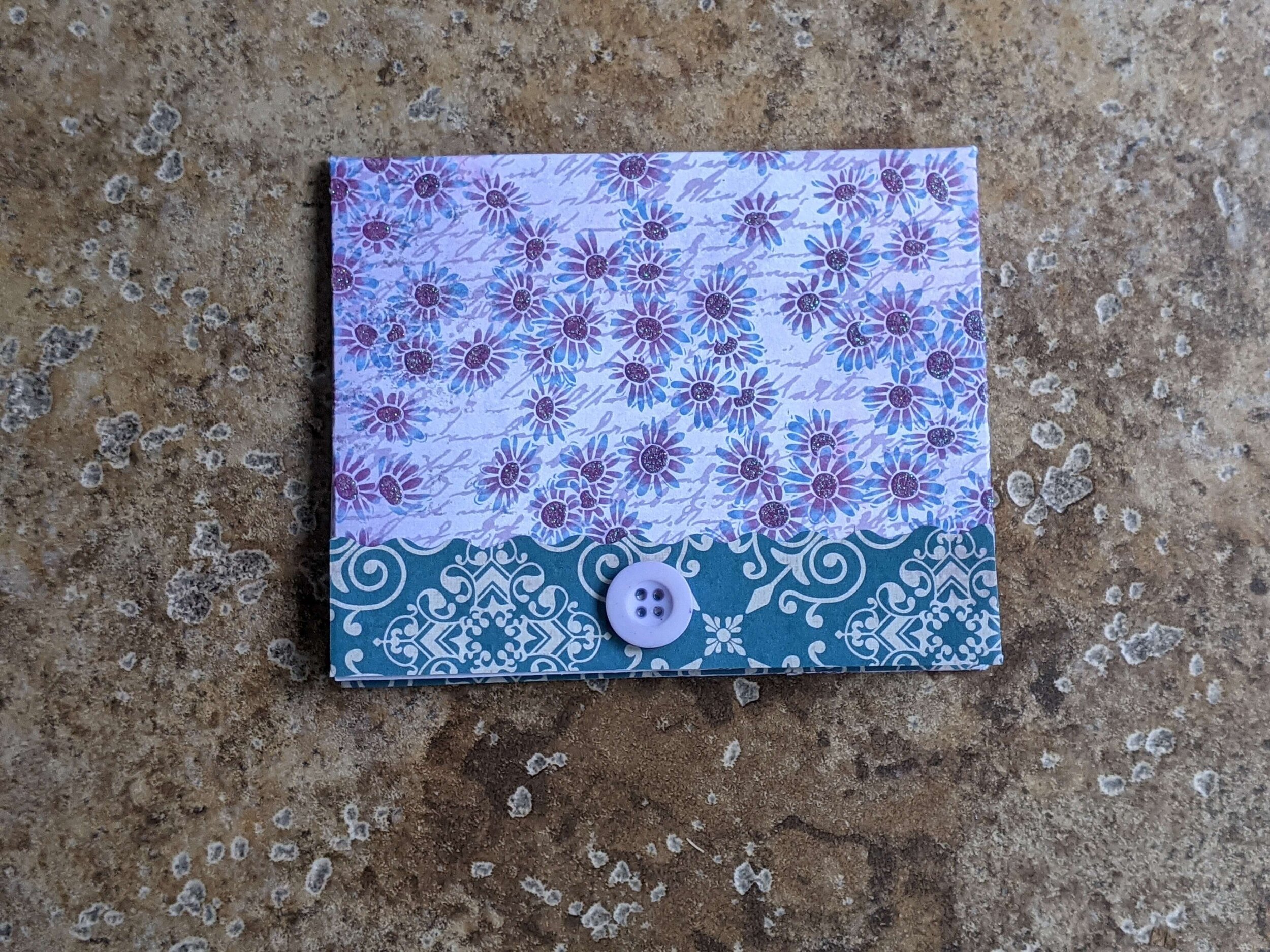 Covid+Vaccine+Card+Case+-+PurpleDaisies-Out.jpg
