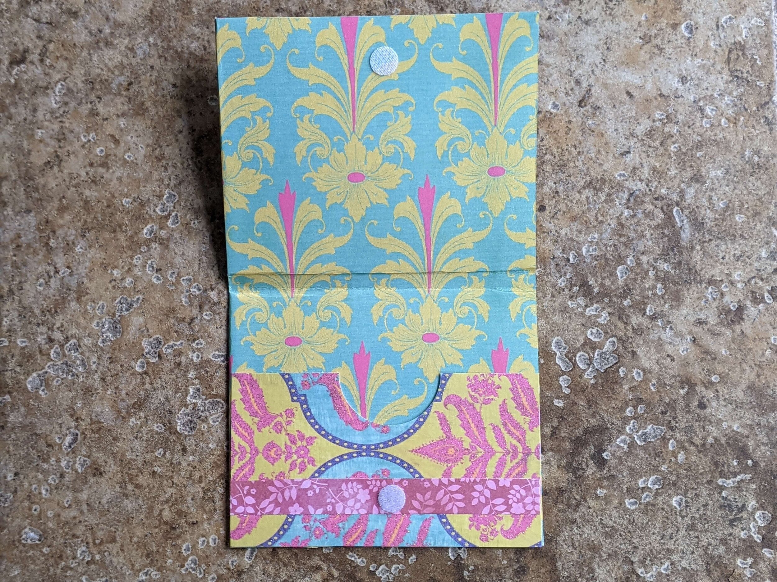 Covid+Vaccine+Card+Case+-+YellowGlitteryFlower-In.jpg