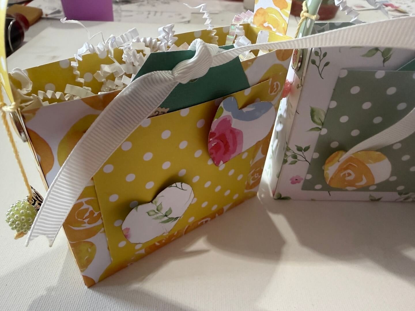 DIY_Mini_Gift_bags-2.JPG