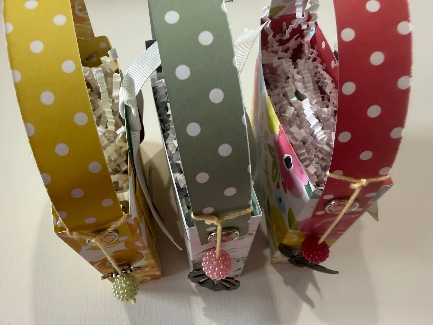 DIY_Mini_Gift_bags-5.JPG
