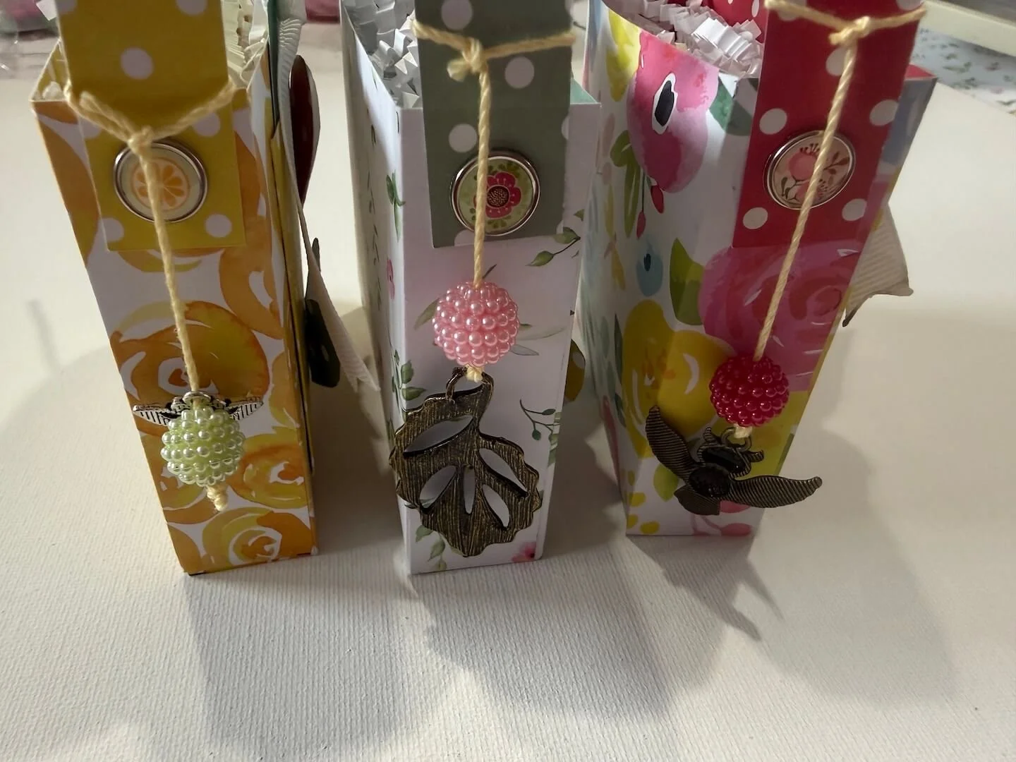 DIY_Mini_Gift_bags-6.JPG