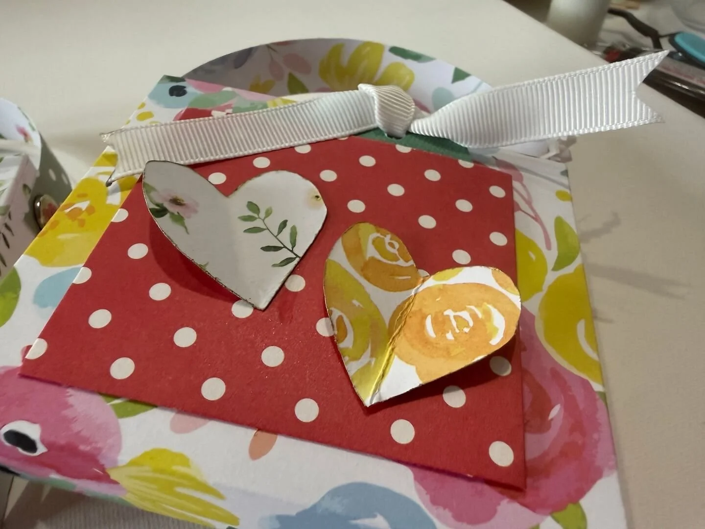 DIY_Mini_Gift_bags-9.JPG
