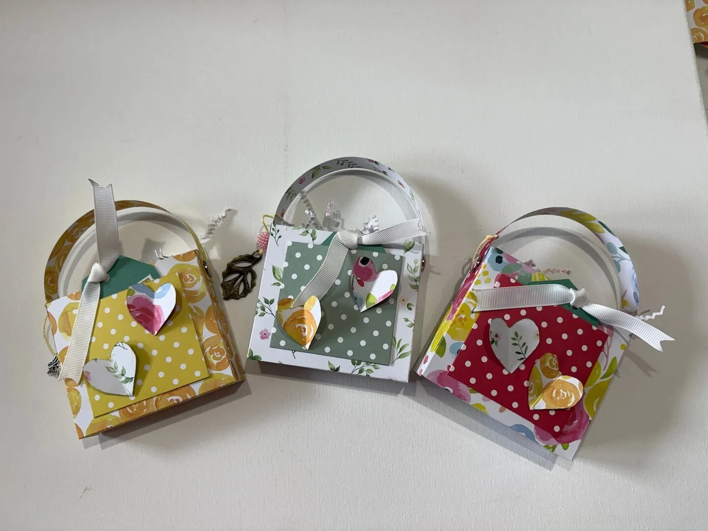 DIY_Mini_Gift_bags-11.JPG