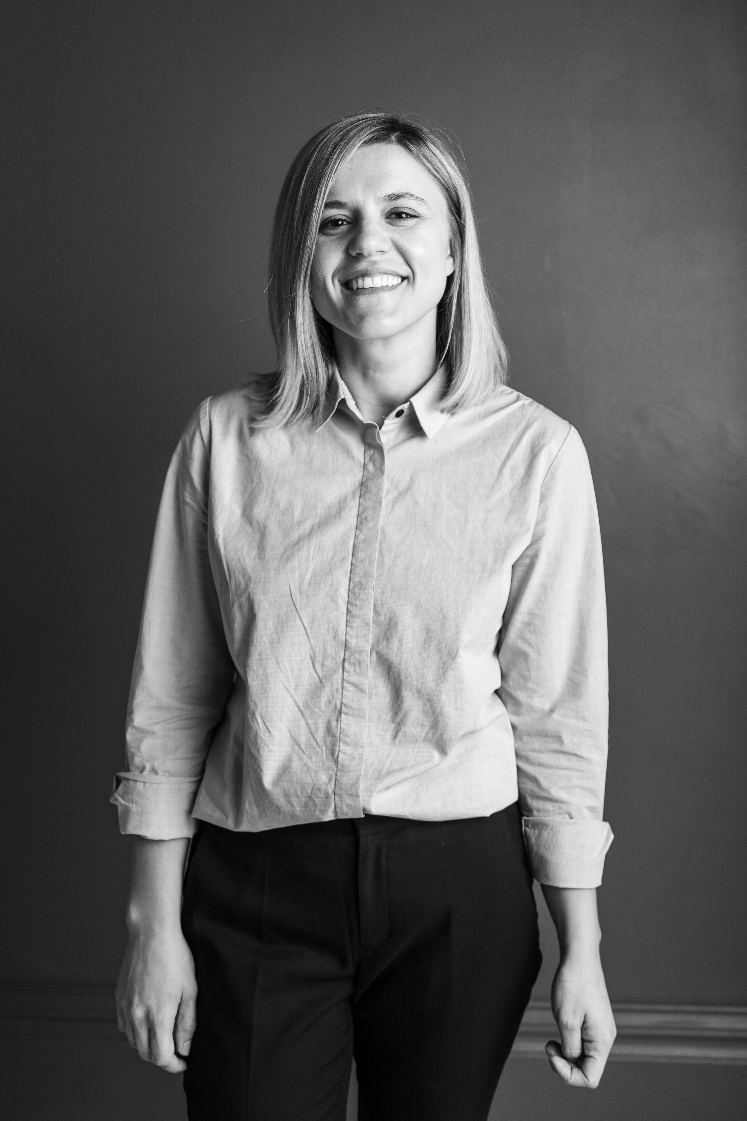 The Journey of an International Doctor: Dr. Dafina Doberdoli's Path to Biomimetic Dentistry