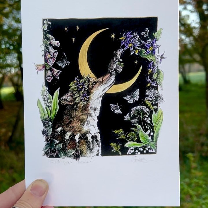 &lsquo;Pick Your Poison&rsquo;

New prints will be available this weekend in my place of magic ✨🌙🦊

#pickyourpoison #foxart #foxprint #fairytaleart #witchesfamiliars #mouse #foraging #forage #makingspells #spellwork #hedgewitch #witchart #witch #th