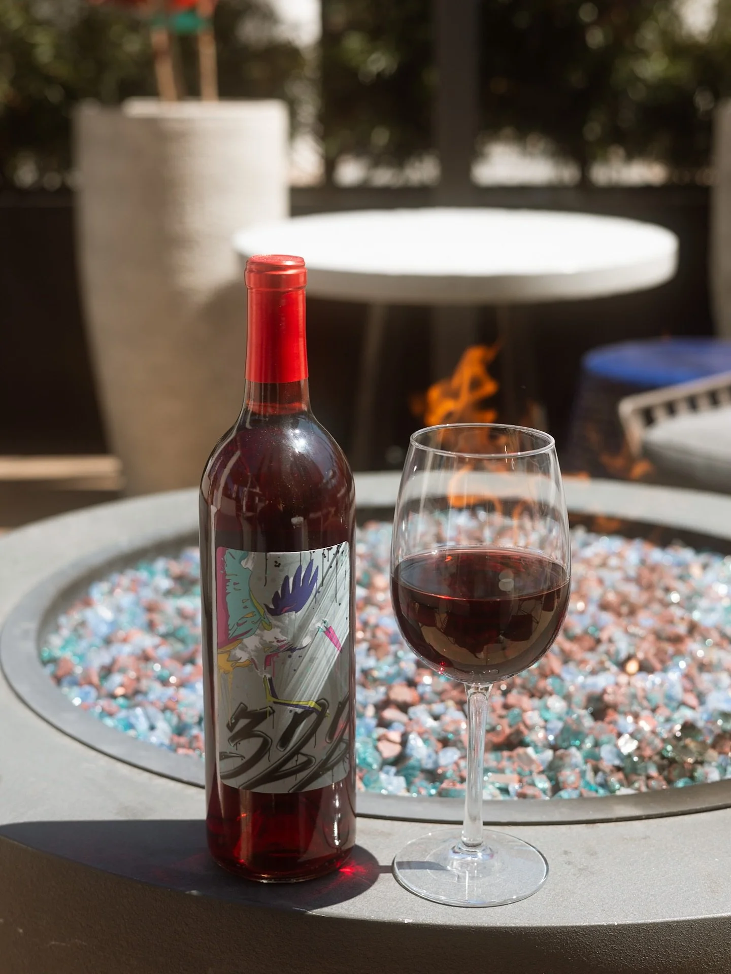 Fire pits lit, wine poured, vibes set 🍷🔥
Join us at DRIFT for cozy coastal evenings.
