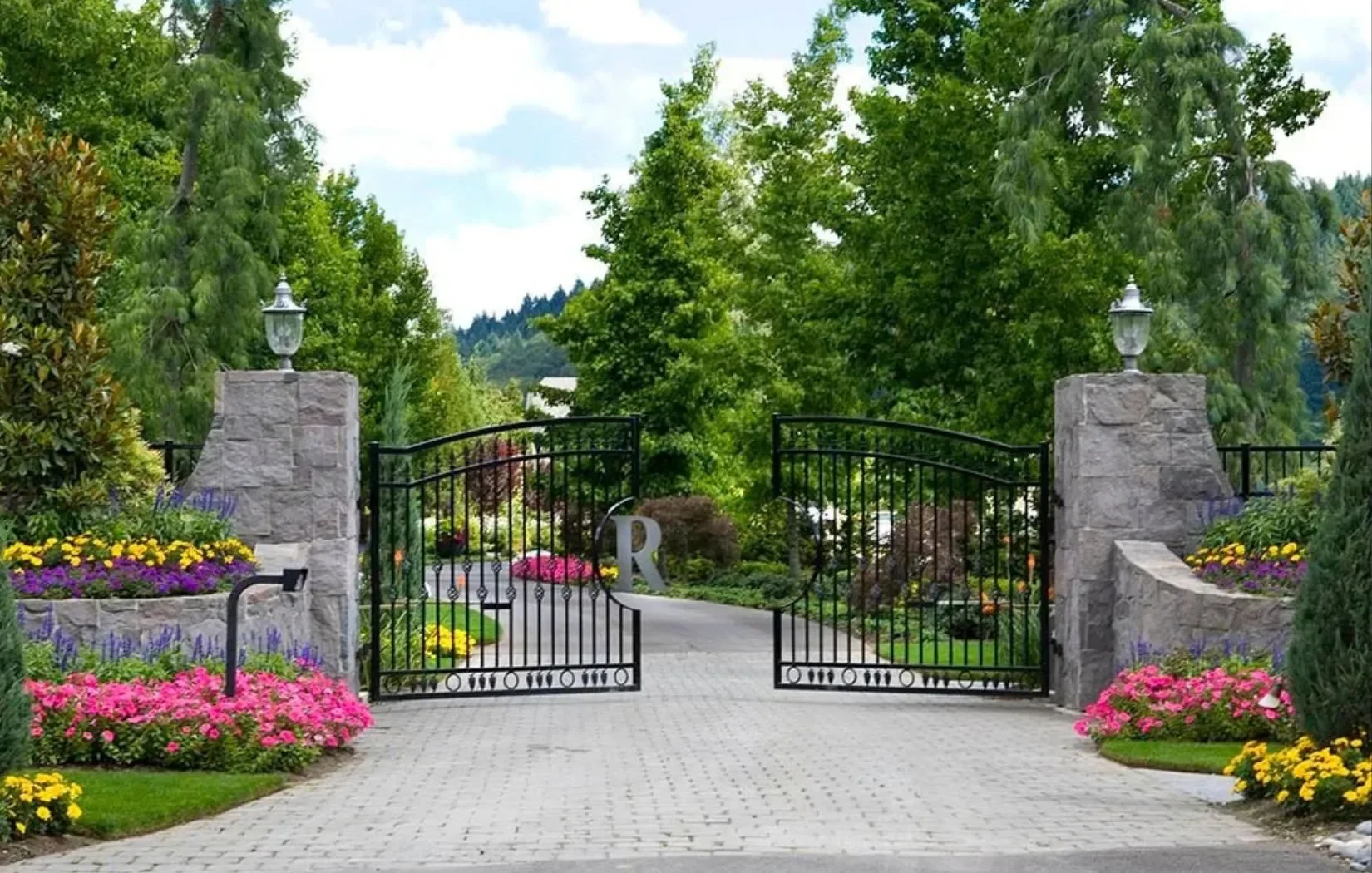 landscape maintenance camas wa