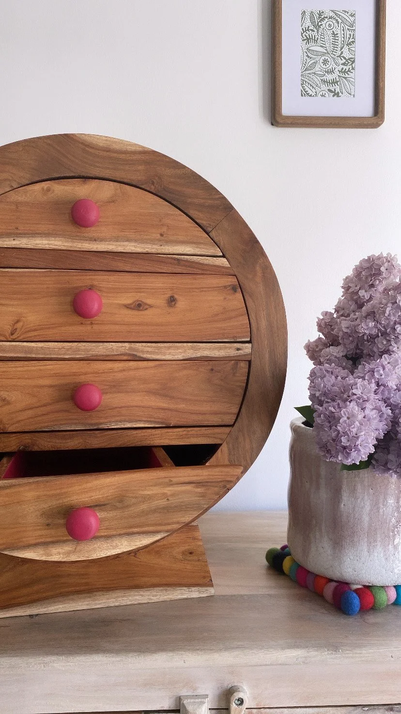 Raspberry bomb - W45cm x H51cm x D30cm