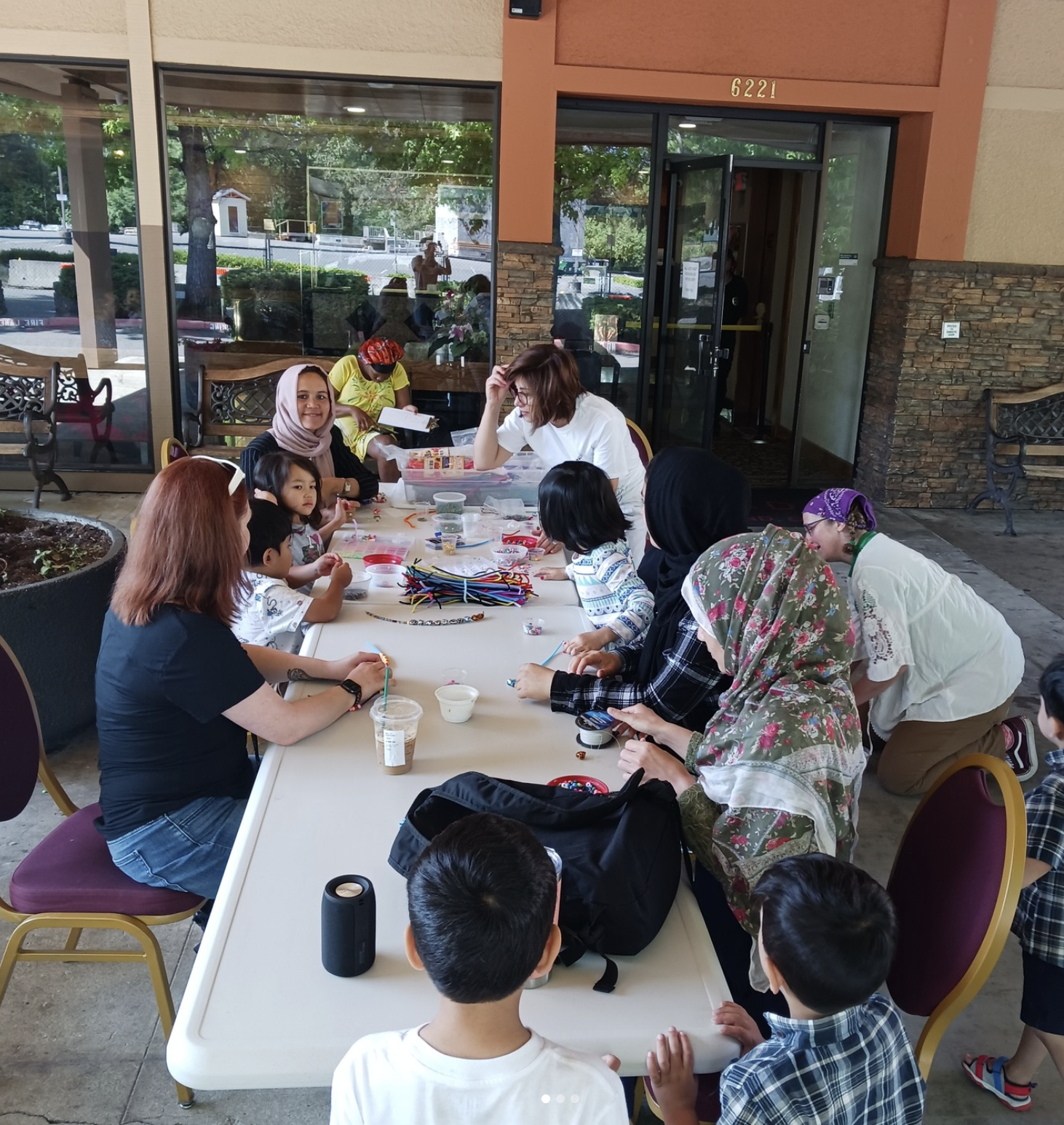 Community Education collaborates with Multnomah Arts Center (MAC) to host recurring arts and crafts workshops in the Welcome Center tailored for children and families. 