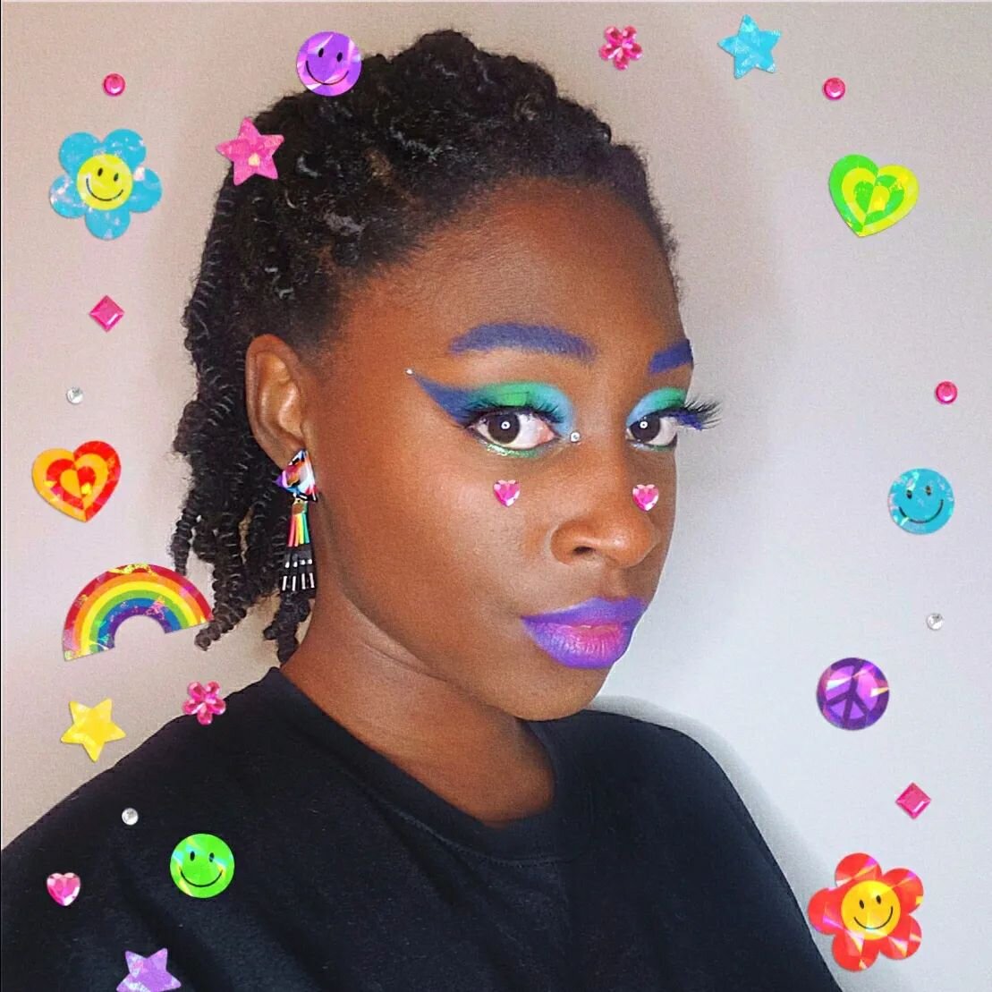 Once again, live in colour

Brows: @limecrimemakeup astronomical mascara

Eyes: @anastasiabeverlyhills norvina vol 6 palette, @natashadenona safari palette

Face: @touchinsolus icy sherbert primer, @lysbeautyofficial triple fix foundation, @patmcgrat