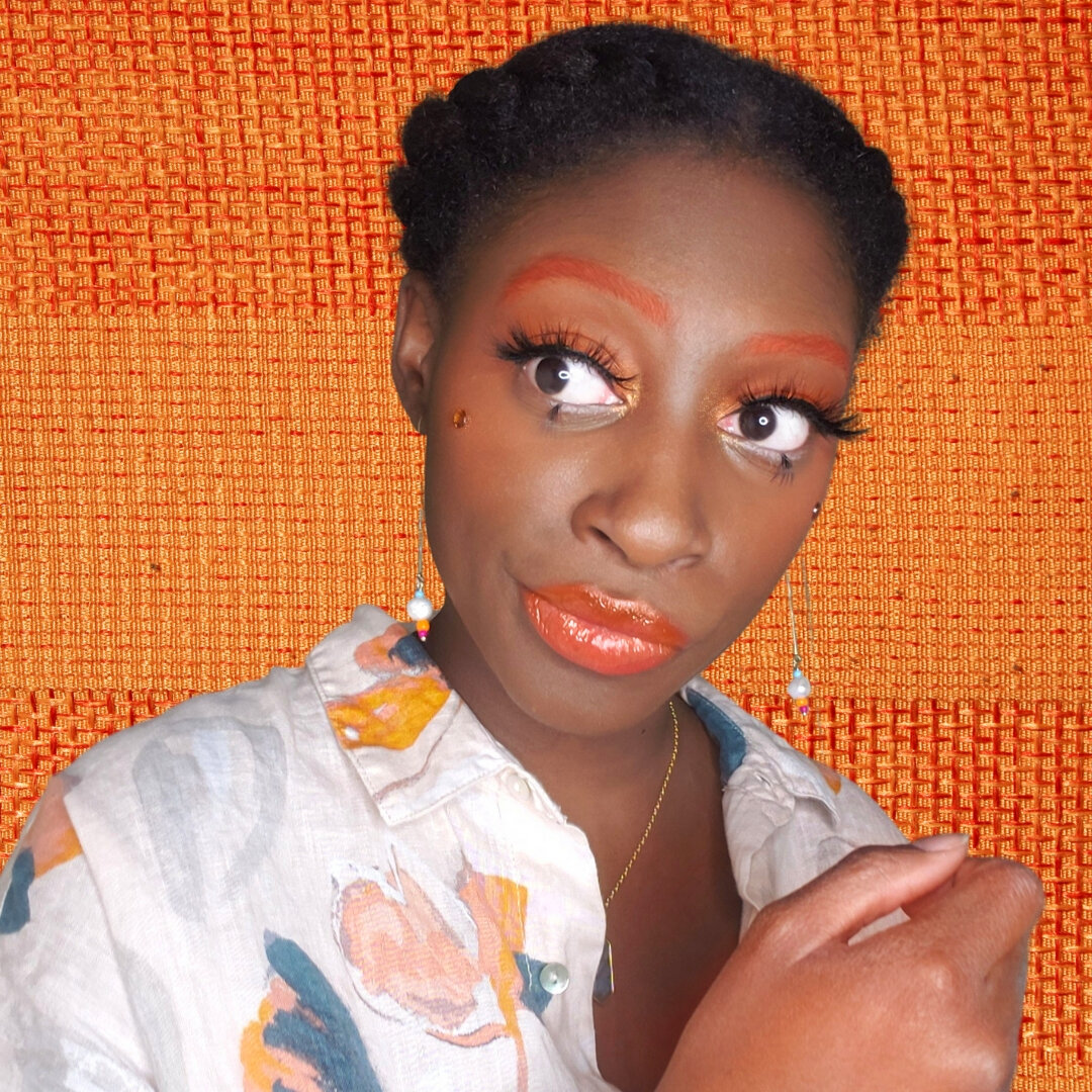 𝘙 / 𝗢𝗥𝗔𝗡𝗚𝗘 / 𝘠 / 𝘎 / 𝘉 / 𝘐 / 𝘝

Necklace: @lunanorte 

Brows + Eyes: @uomabeauty baby hair brow pencil, @narsissist smudge proof eyeshadow primer @patmcgrathreal concealer, @morphebrushes @jaclynhill volume ii palette

Lashes: @weaveasylu
