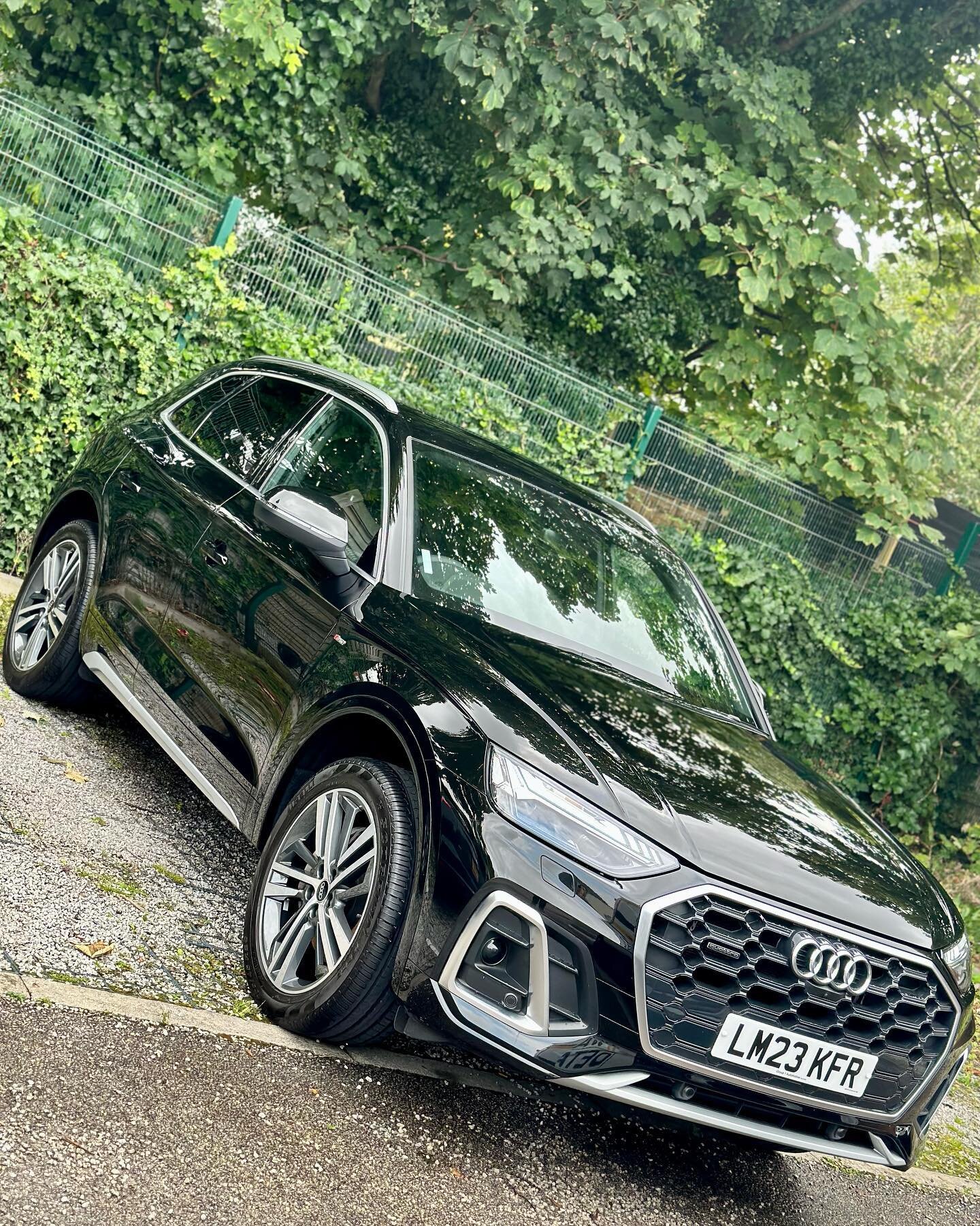 Audi Q5 Deep Clean💧#WD

Recently carried out Deep Clean for a new client, now enrolled onto our Maintenance Program.

Looking to get your car booked in? We are currently taking bookings for the middle of October, don&rsquo;t leave it late!📞📲

💧 M