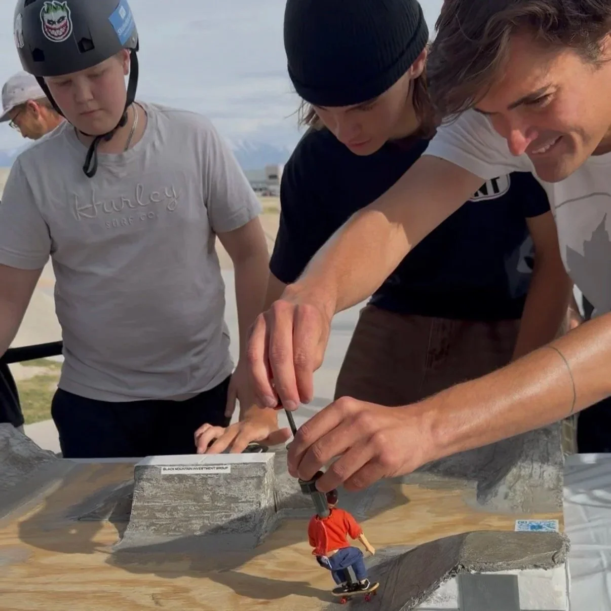 Skatedex-First-Event-at-Lehi-Skatepark-in-Utah-Kenny-Jay-Fingerboarding.jpg