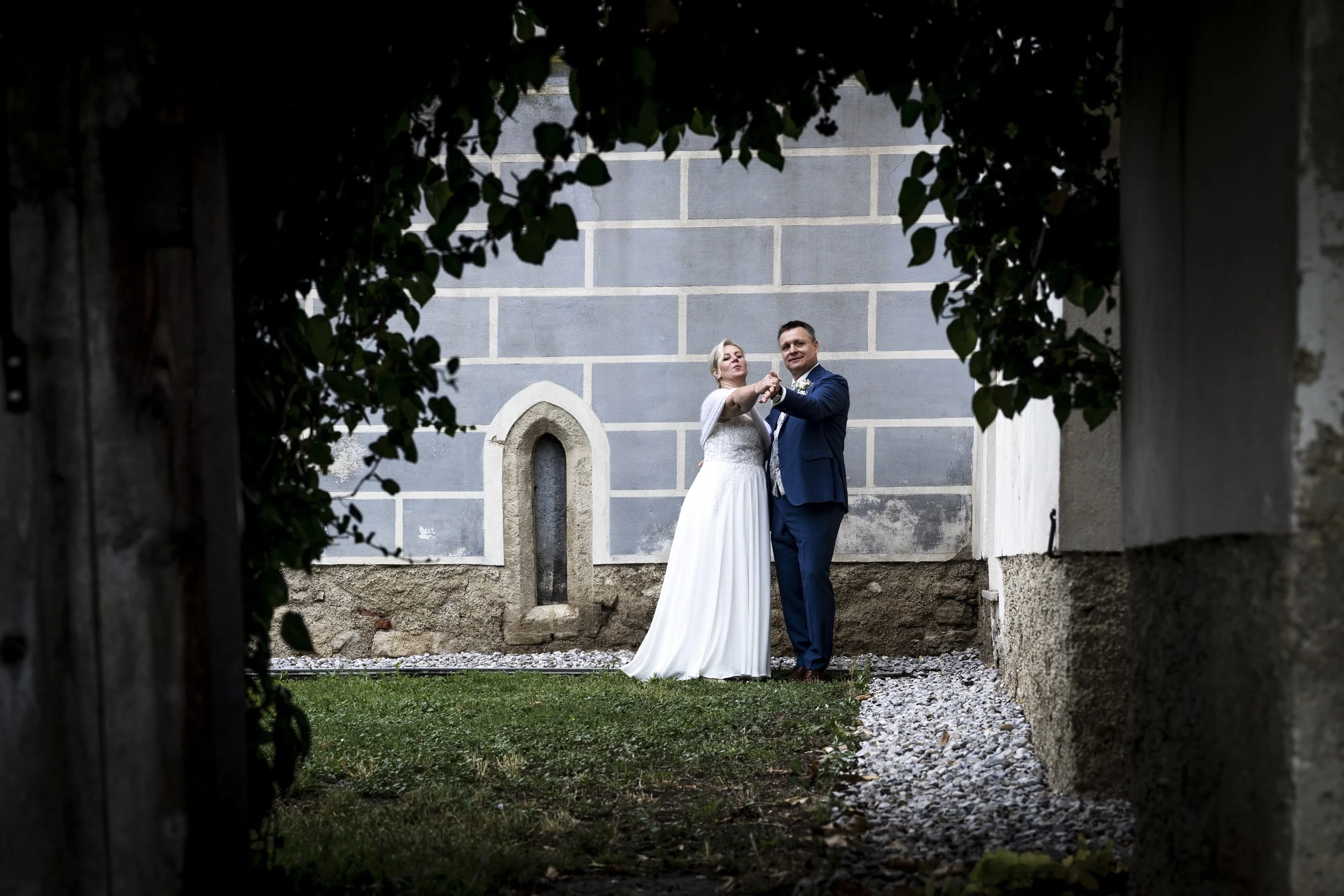 25-weddmarpet-025.JPG