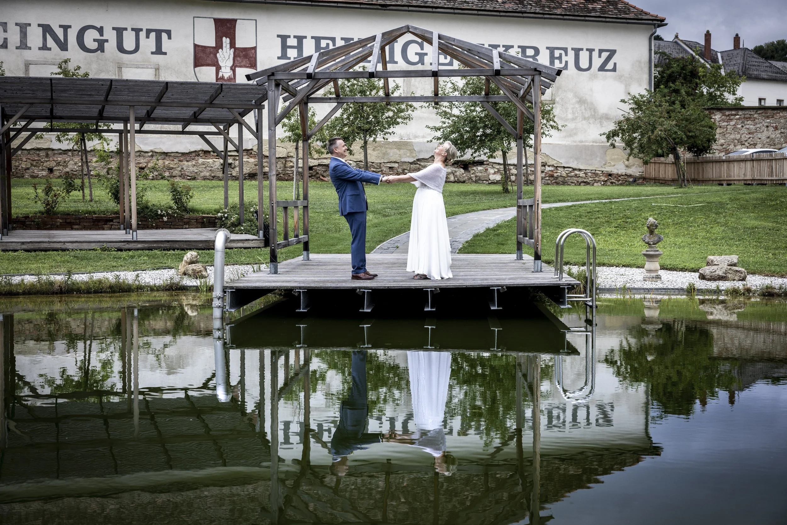 25-weddmarpet-008.JPG