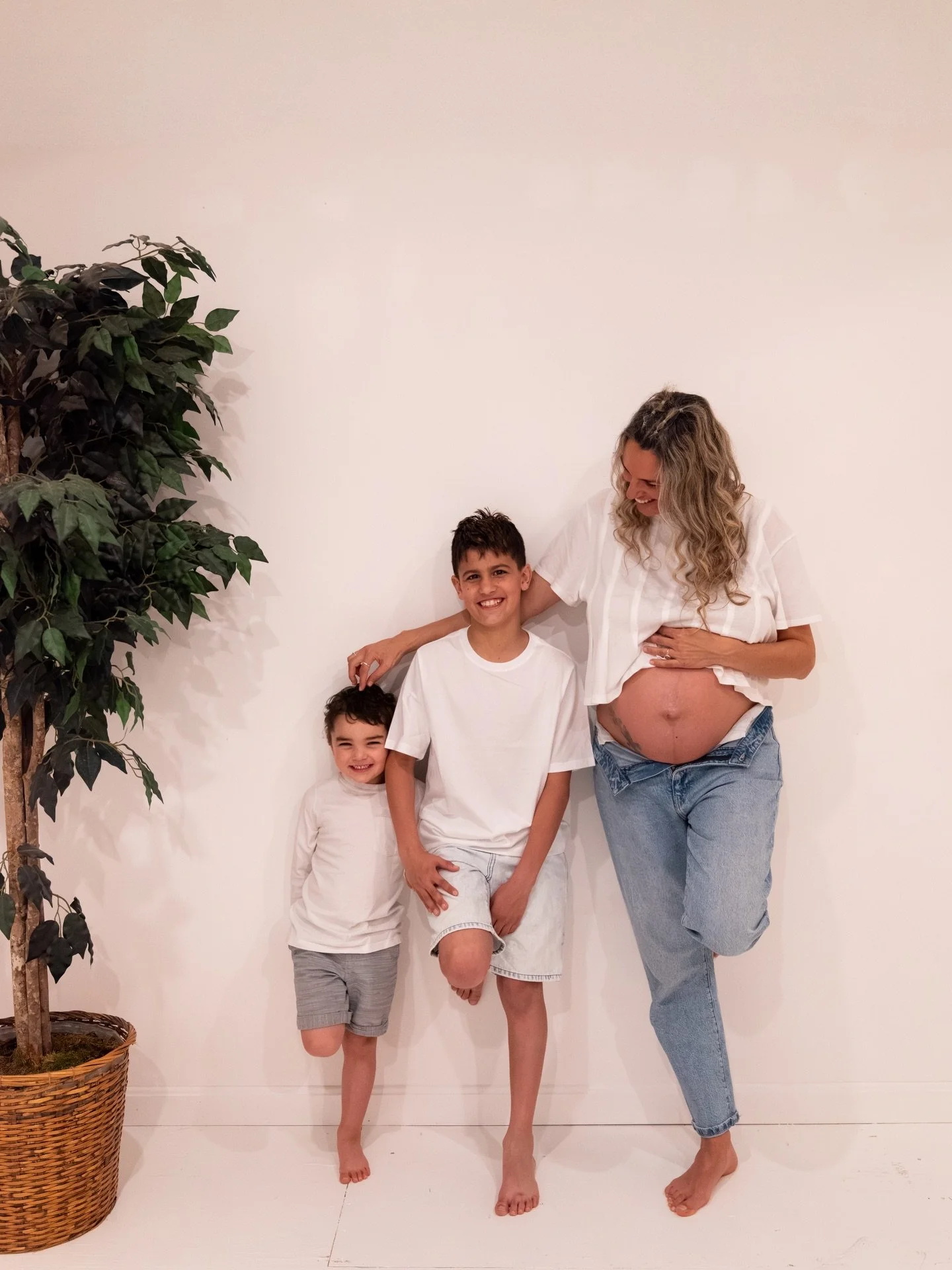 This year feels a little extra special! My heart is growing in more ways than one&hellip; I&rsquo;m pregnant with our third 🤍

Last Sunday was Mother&rsquo;s Day in Spain (my first country), and now the American one is just around the corner&hellip;