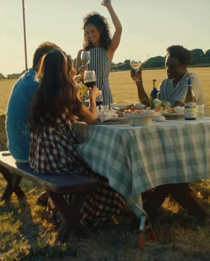 𝚍𝚘𝚒𝚗 𝚝𝚑𝚎 𝚠𝚒𝚗𝚎 𝚍𝚊𝚗𝚌𝚎 / @rombauervineyards / @mdtagencyinc