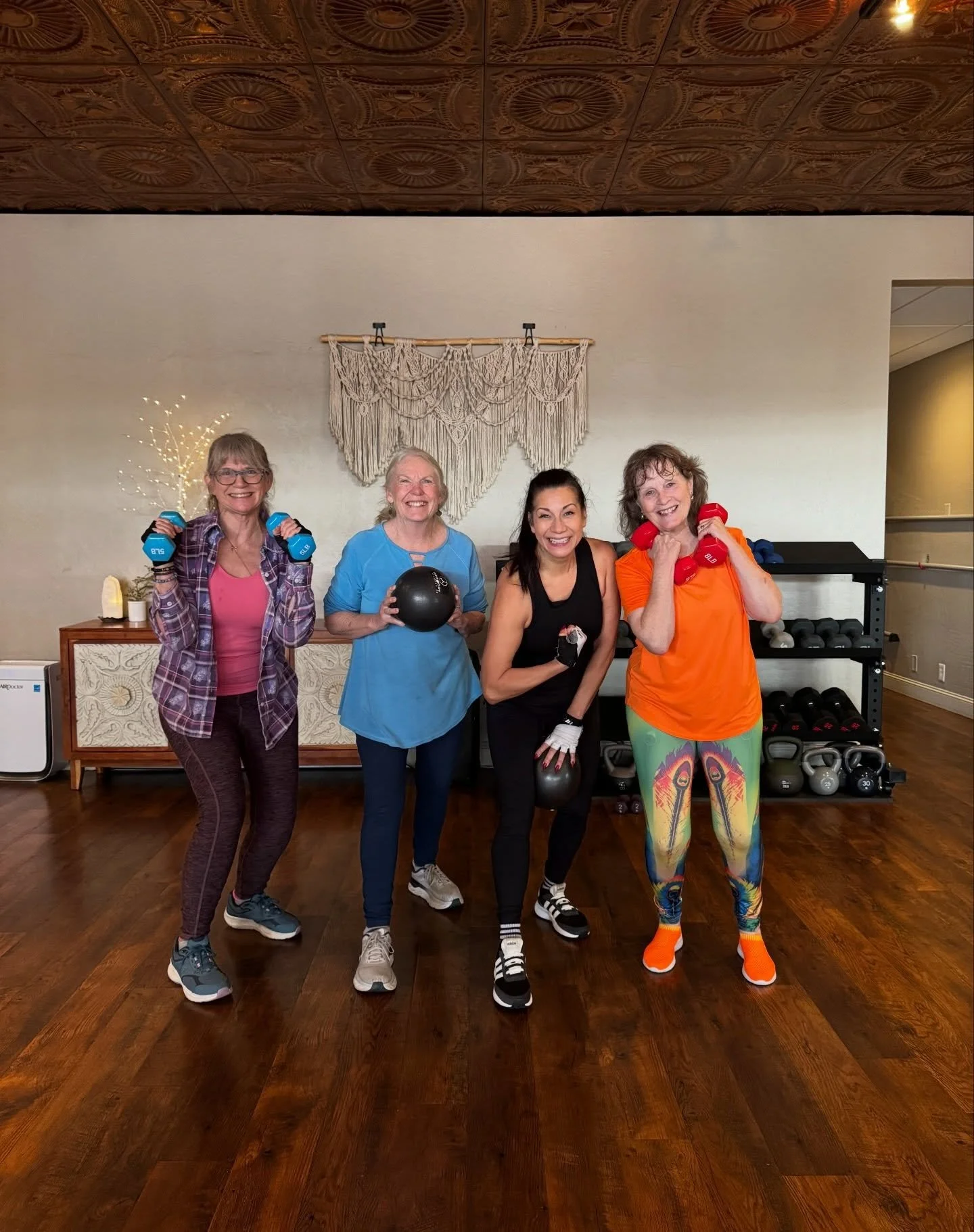 Happy Thursday! ☀️ Big smiles, good company, and a space to feel like yourself 💛 There&rsquo;s a place for you here 🌿