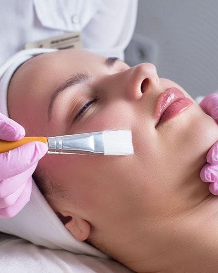 The-Hills_Cosmetic-Skincare_Botox_Fillers_Cosmetic_Appearance_Medicine_Hillsborough_Auckland_CHEMICAL_PEELS4.jpg