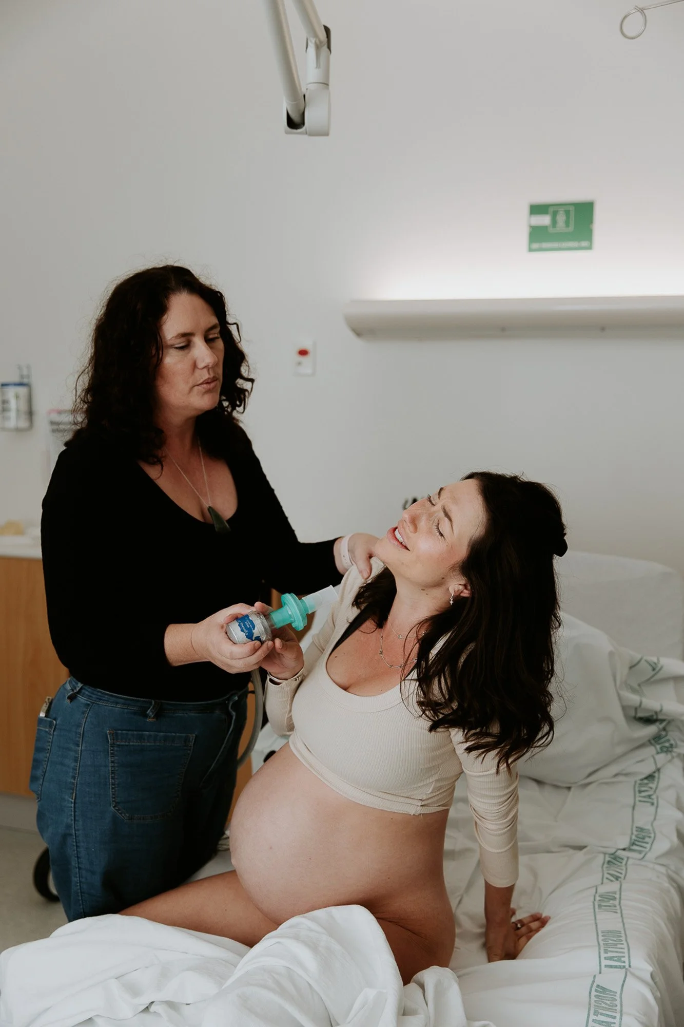 auckland birth photography-16.jpg