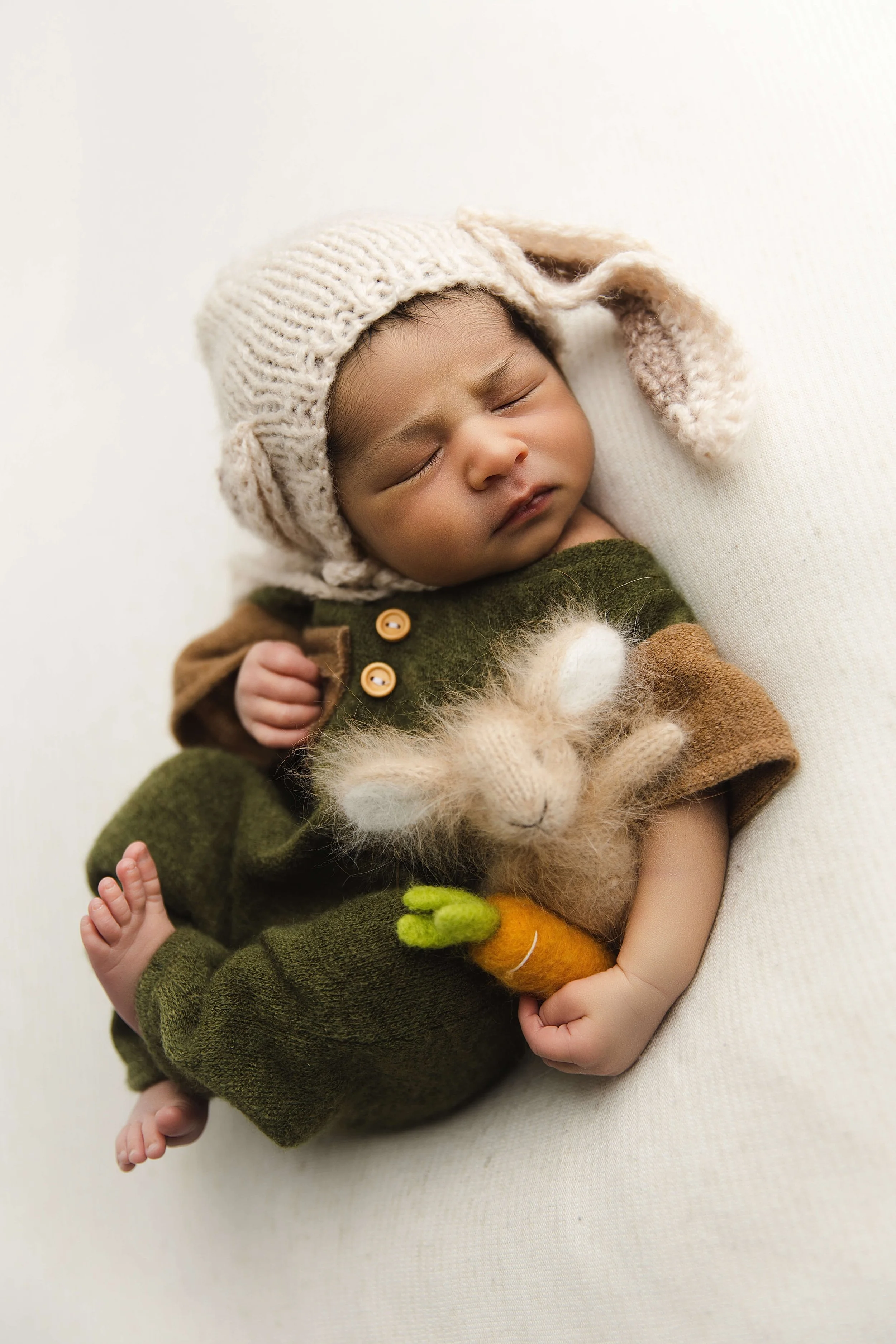 Complete Story Baby And Family Photography at Lama's Littles Photography