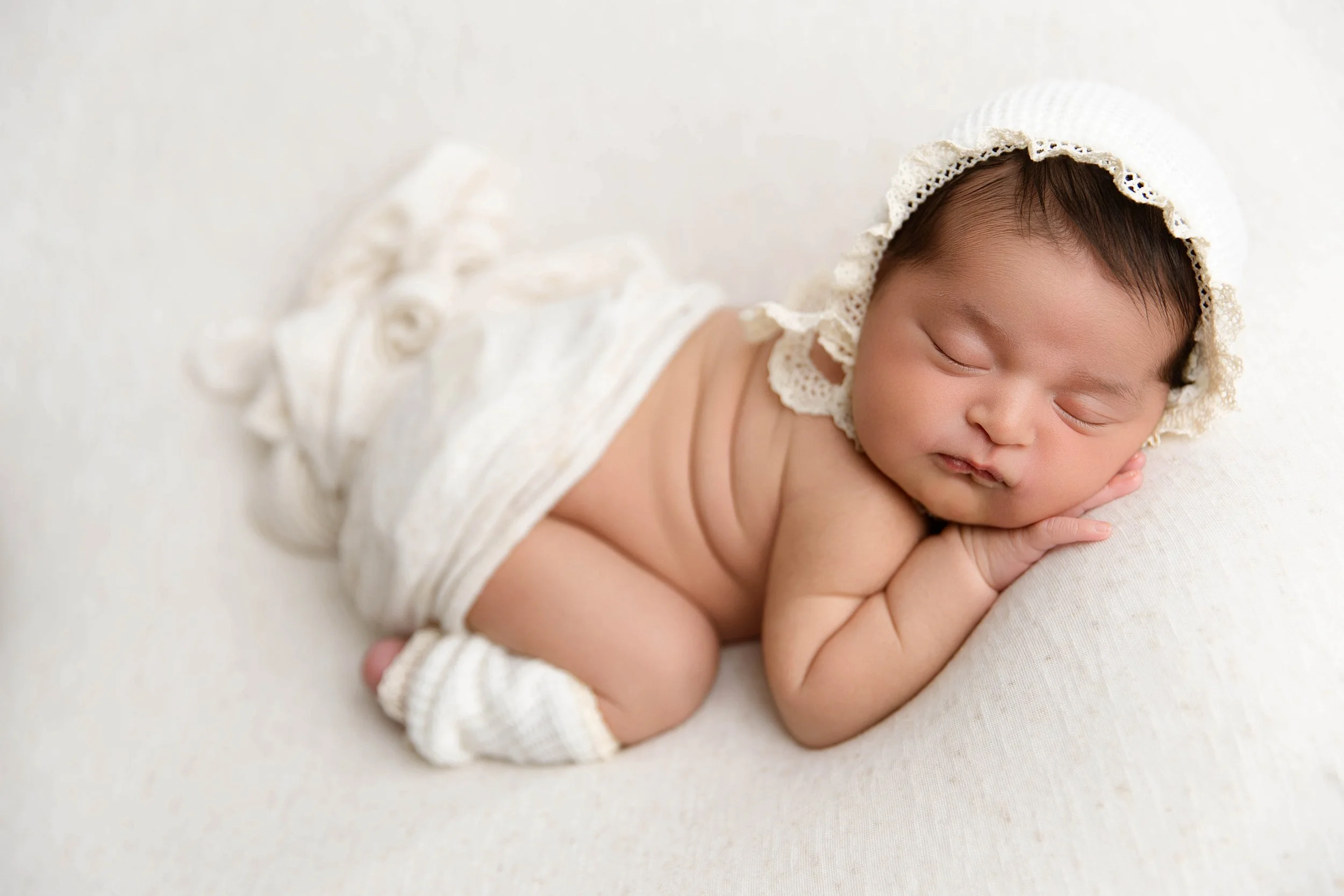 Clean and sanitized newborn photography studio in Allen Texas with safe props and wraps prepared for baby