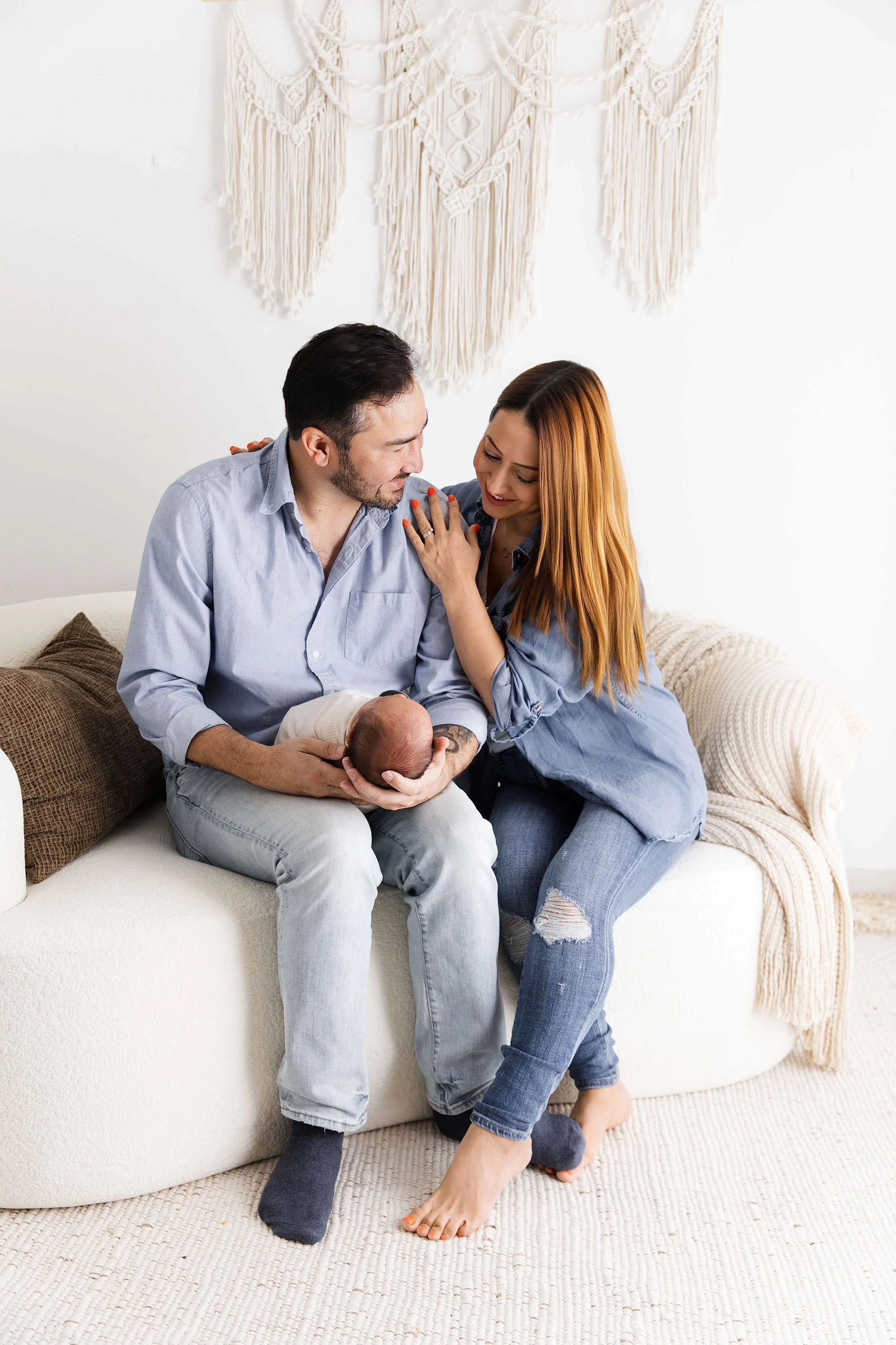 newborn family photos jeans