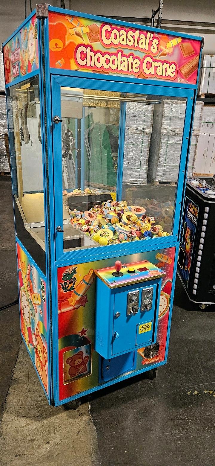 COASTAL'S CHOCOLATE CANDY CRANE MACHINE