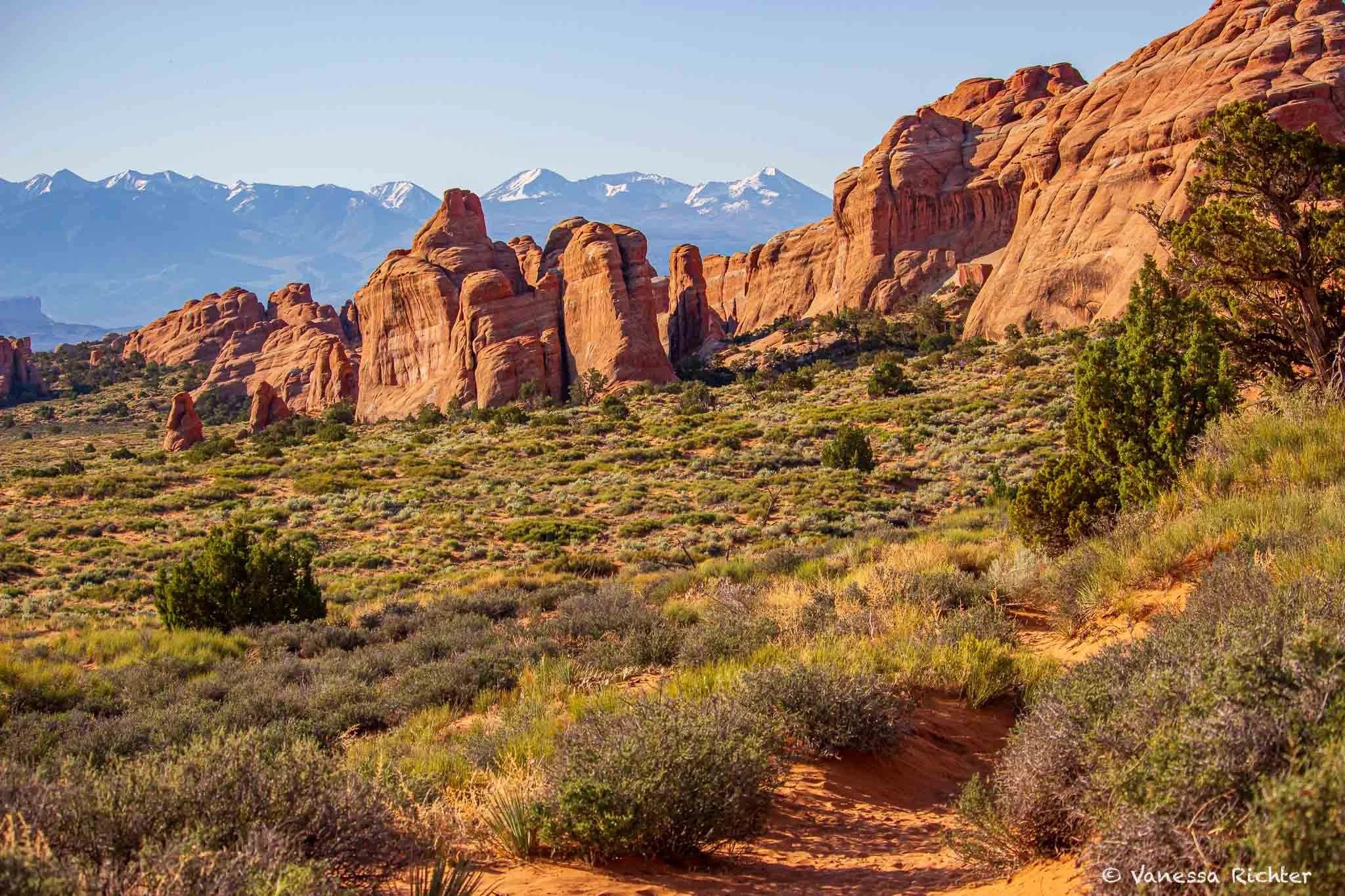 Devils Garden Trail in Arches National Park: My Experience Hiking a Landscape Not as Permanent as It Seems