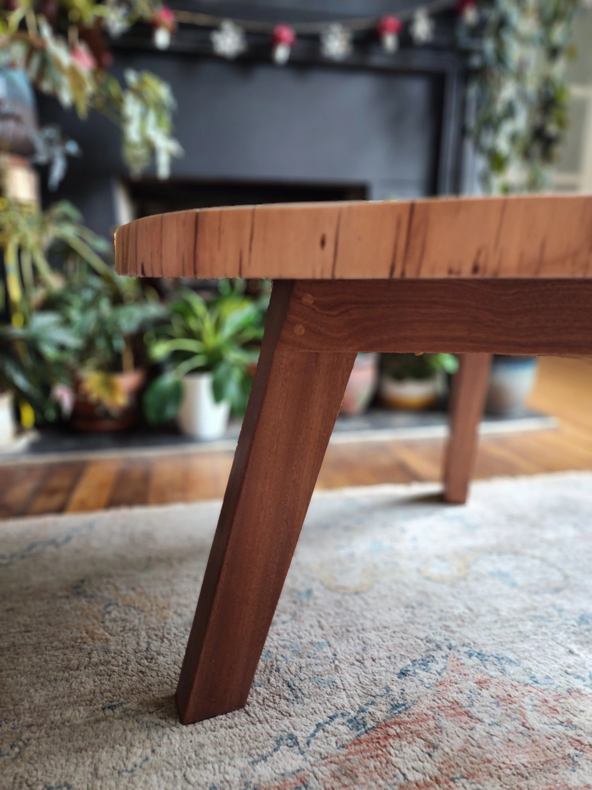 Table legs with Dowels