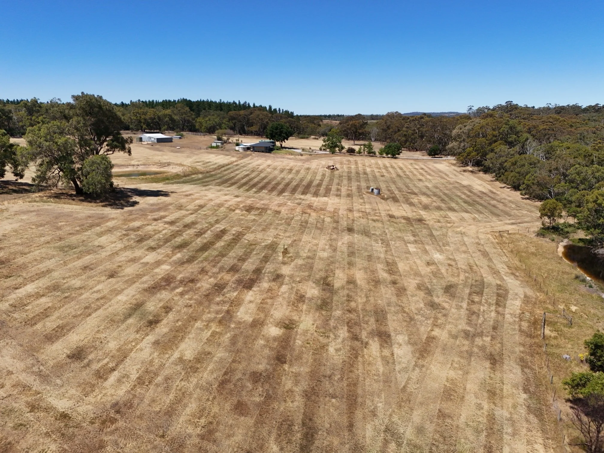 Kicking off the year slashing in the hills, keeping paddocks tidy and fire risk down. Bring on more of this in 2026 💪

#MattsMowing #Slashing #Firebreak #AdelaideHills