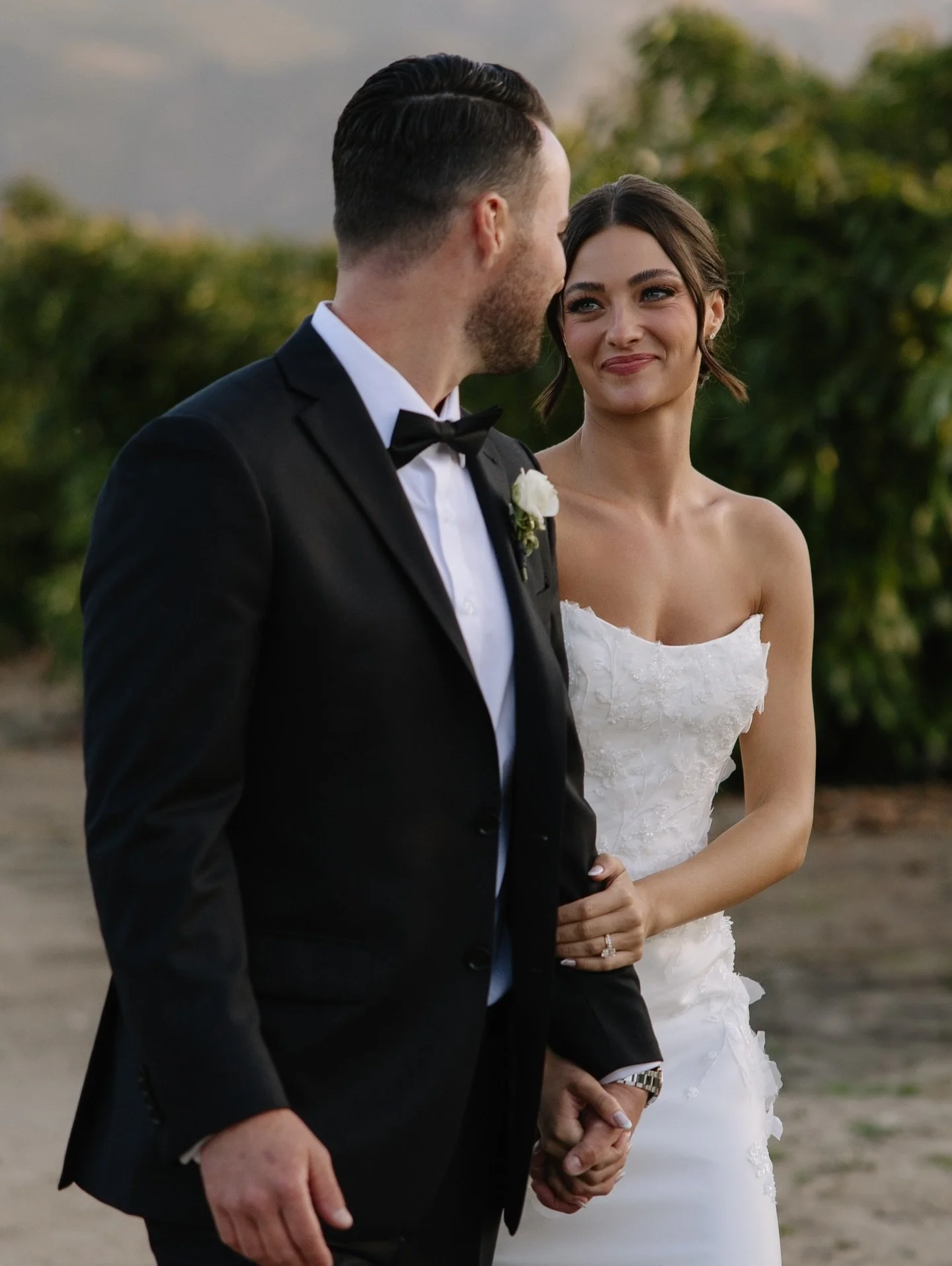 nothing sweeter than a spring wedding !!! digital &amp; film photo + video for hannah &amp; matt 🤍

cannot wait for all our couples this year!