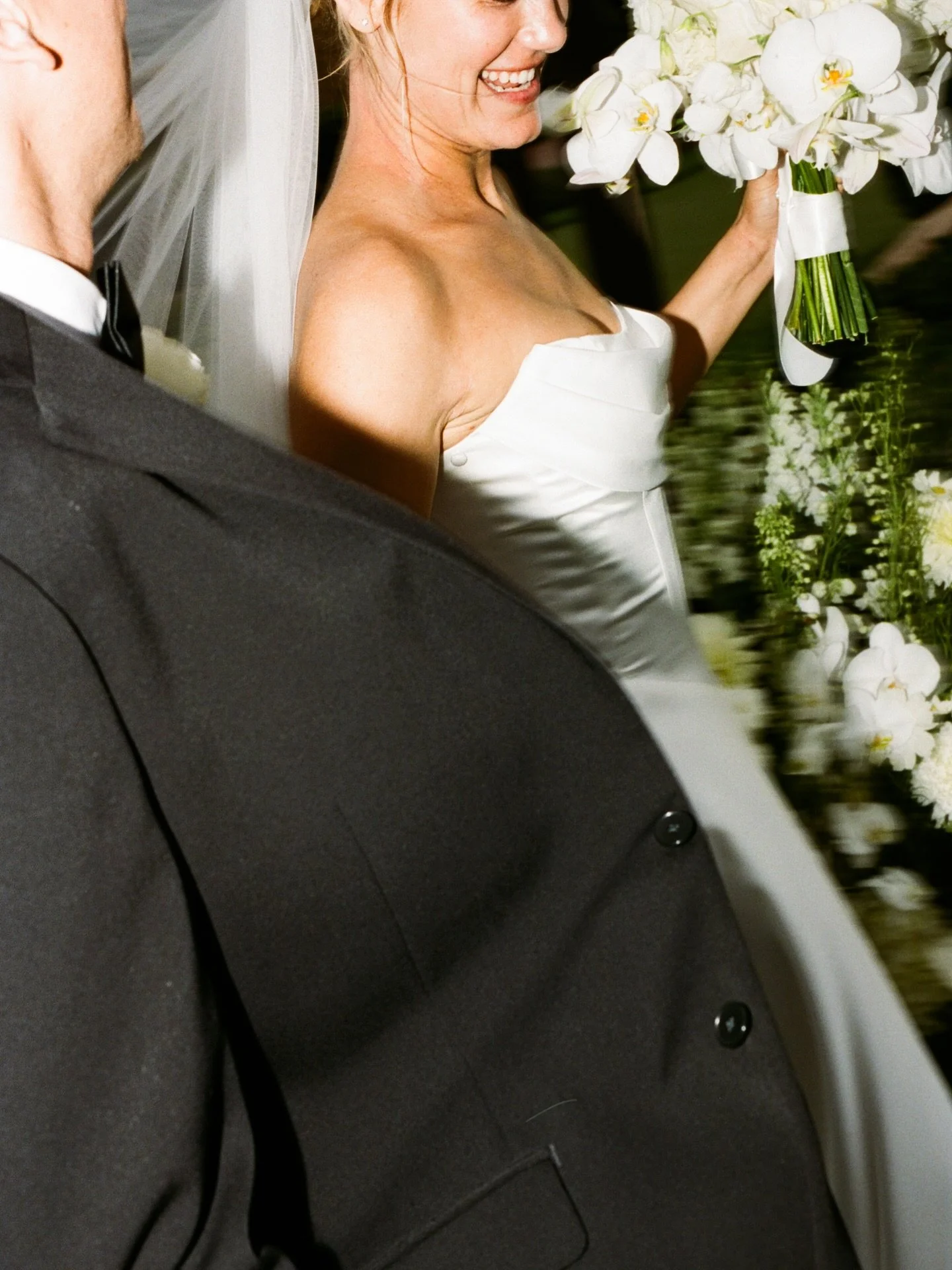 digital &amp; film moments from a sweet late summer wedding 🌞💛