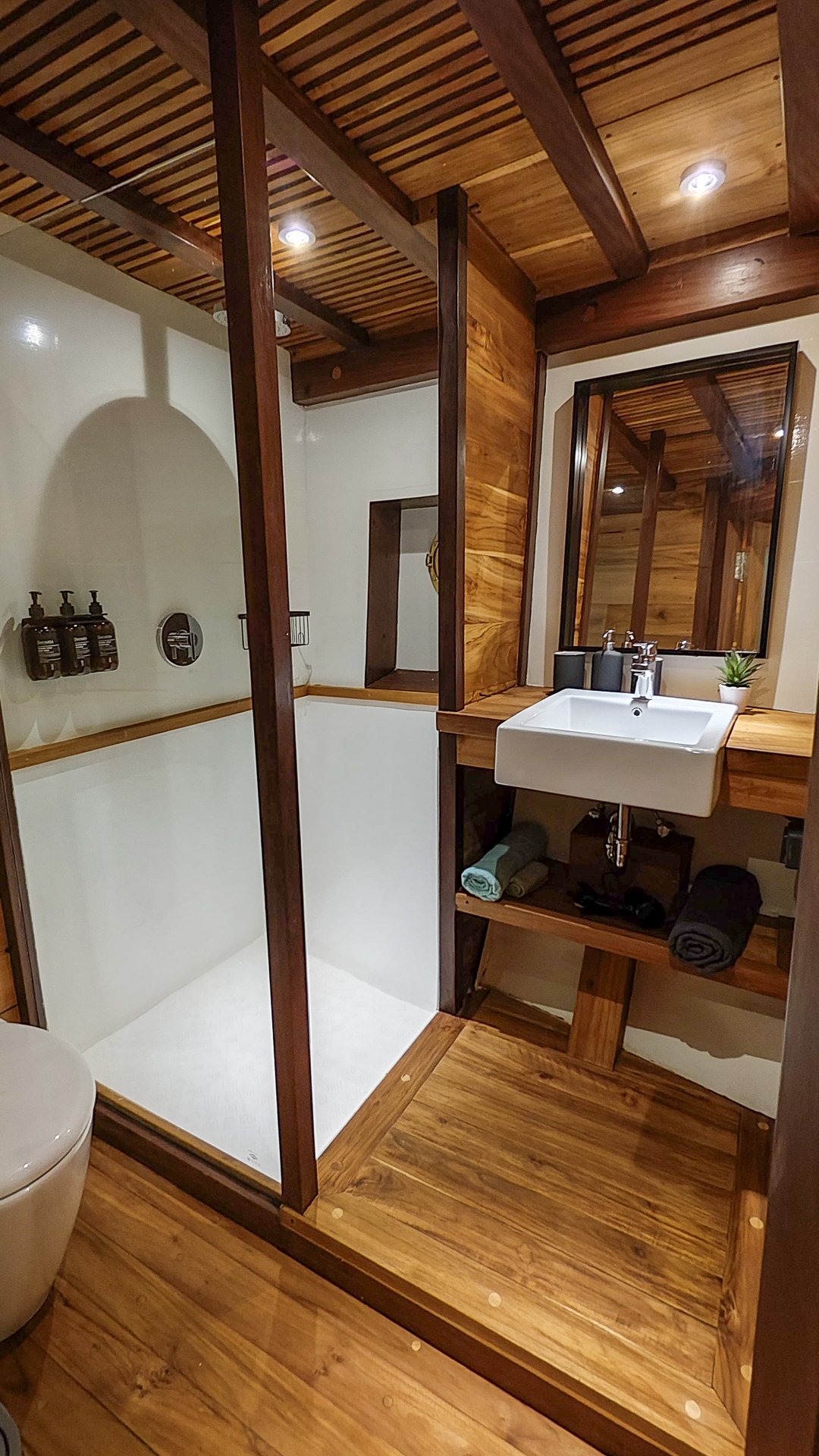 Luxury family surf trip indonesia.jpg