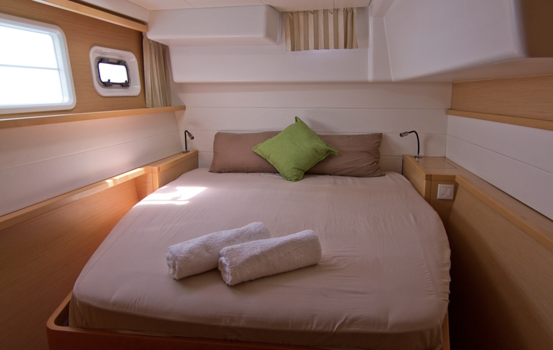 Maldives luxury surf trip.png