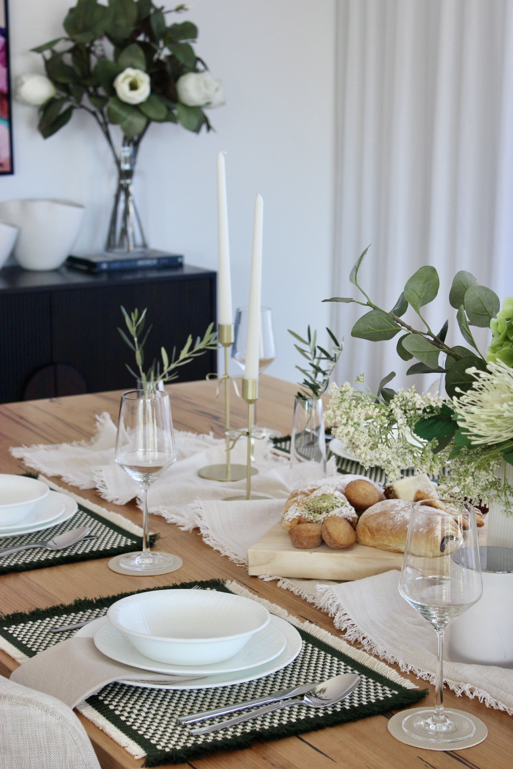 Dining room styling and table decor — Life and Style with Sasha by Sasha Shanks