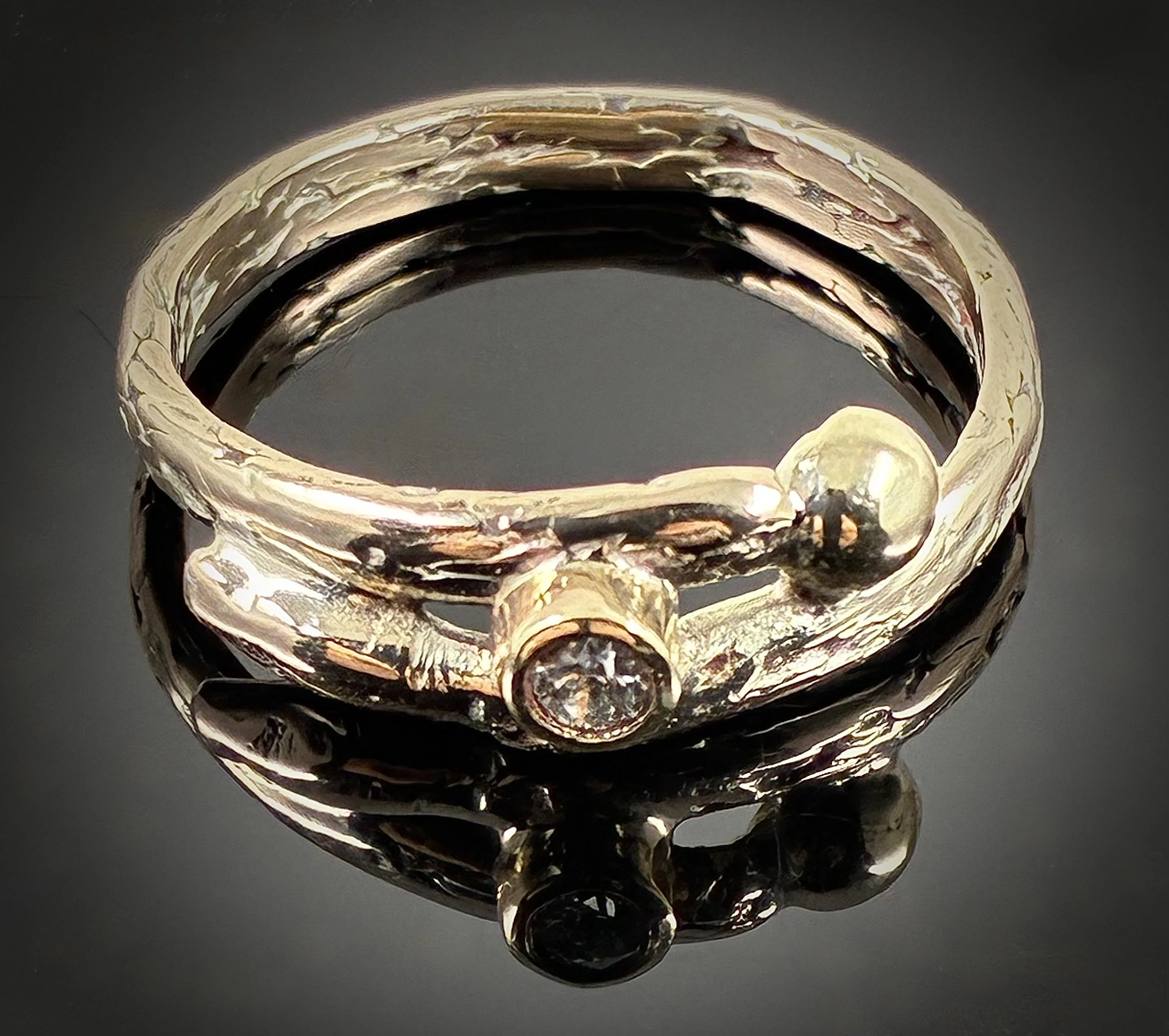 (88) 9ct Gold with diamond Ring