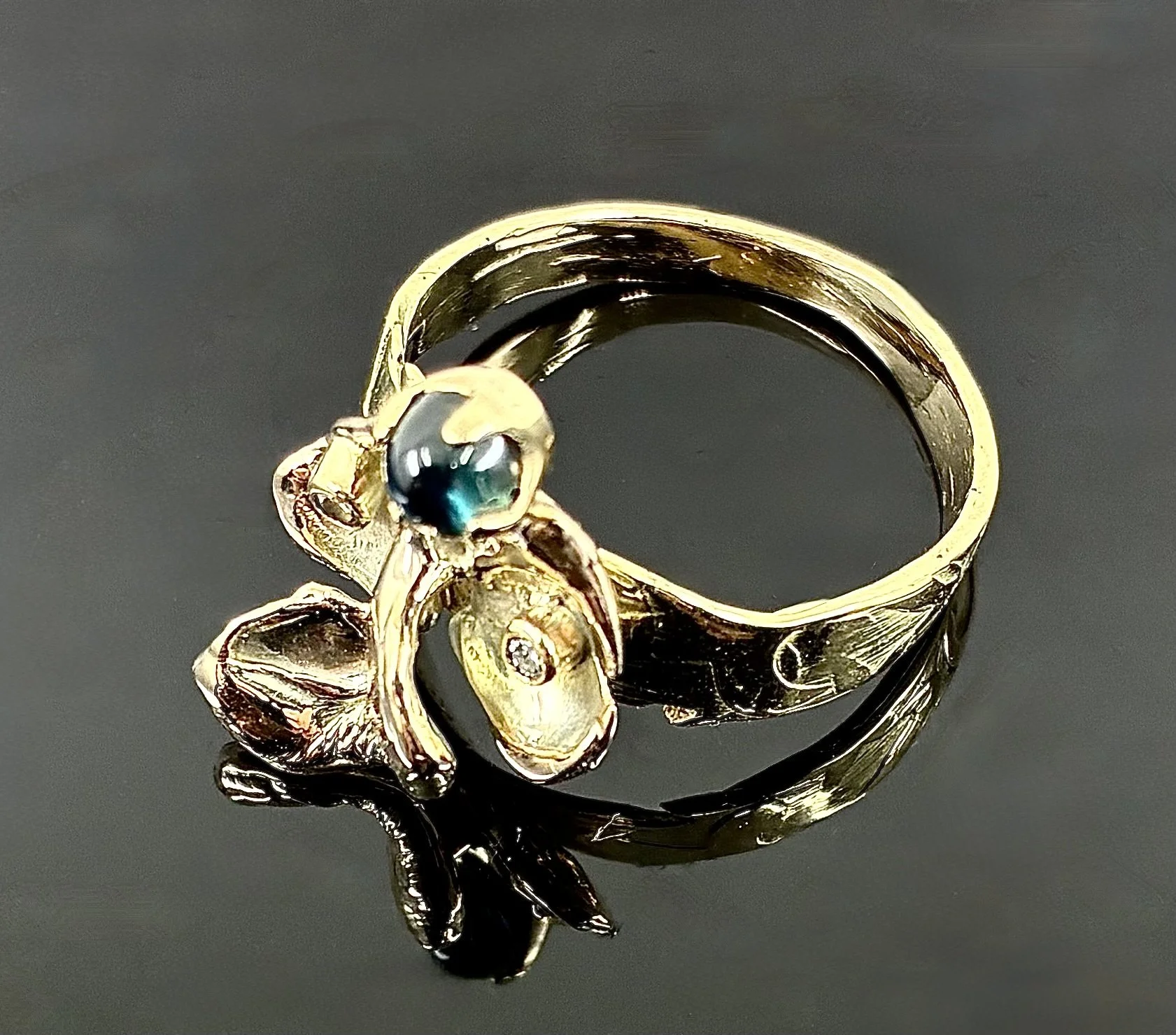 (48) 9ct Gold and Sapphire and Diamond Ring