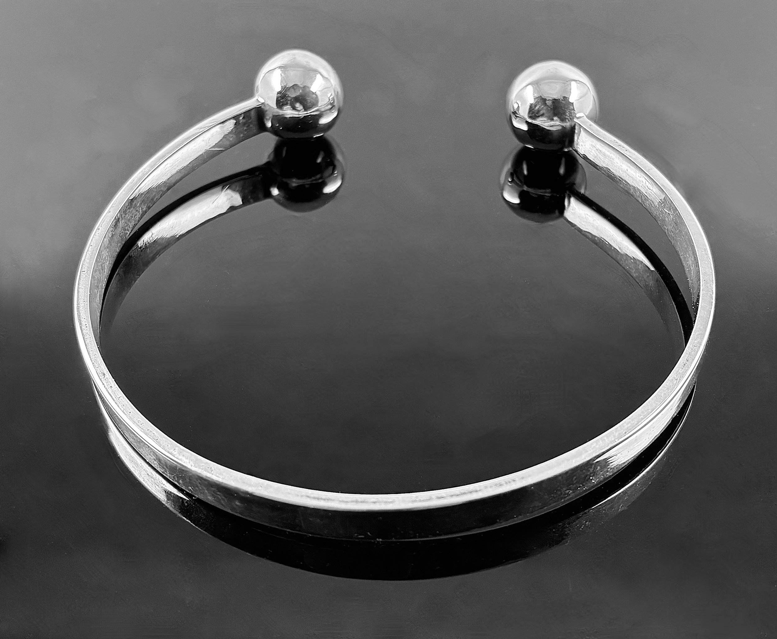 (7) Sterling Silver Bangle