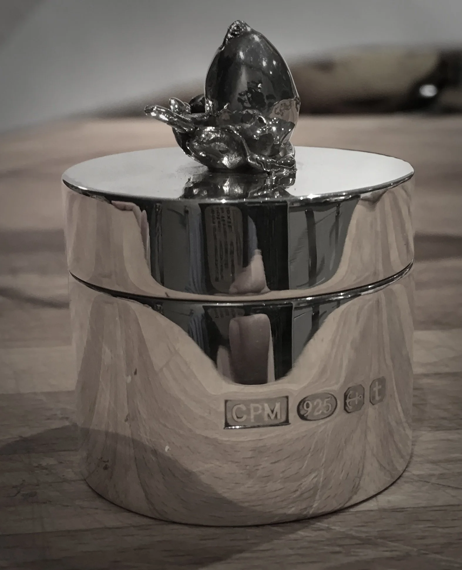 (11) Sterling Silver Acorn Box